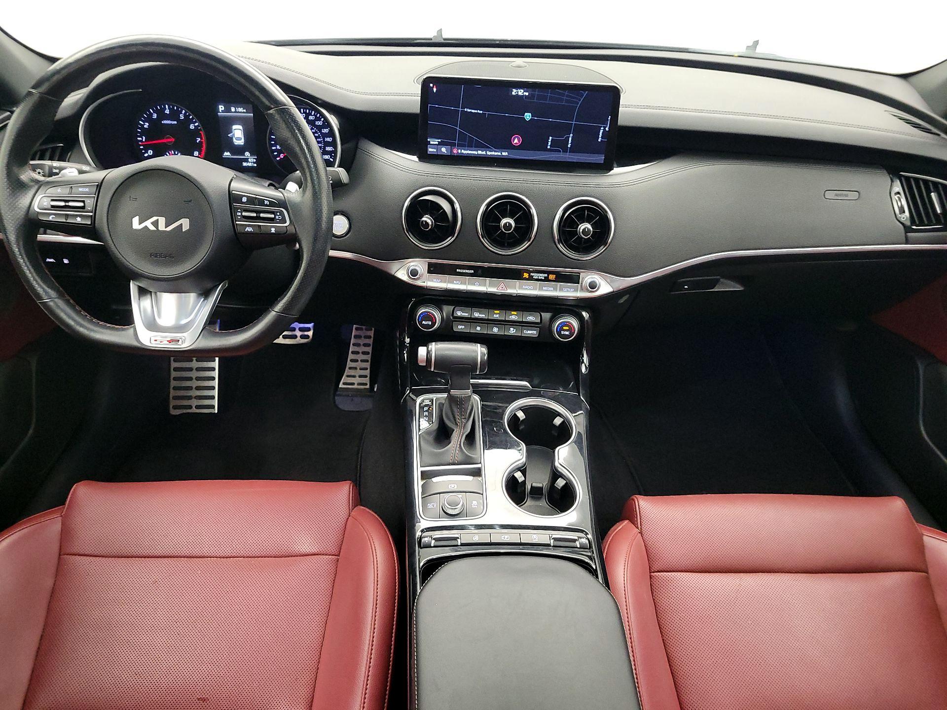 Thumbnail: 2022 Kia Stinger - 9
