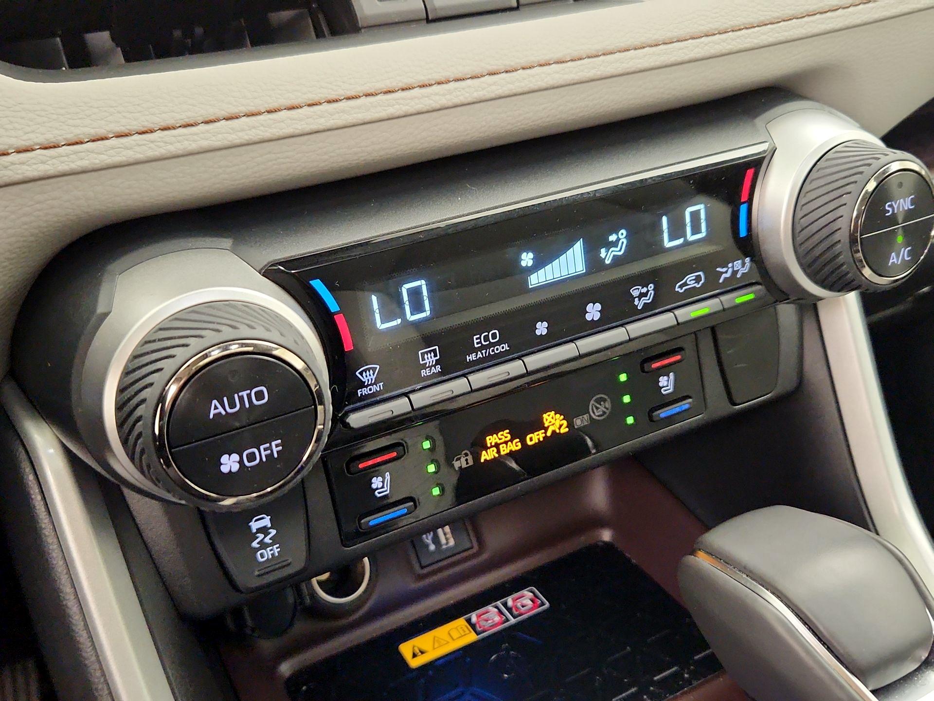 Thumbnail: 2025 Toyota RAV4 - 16