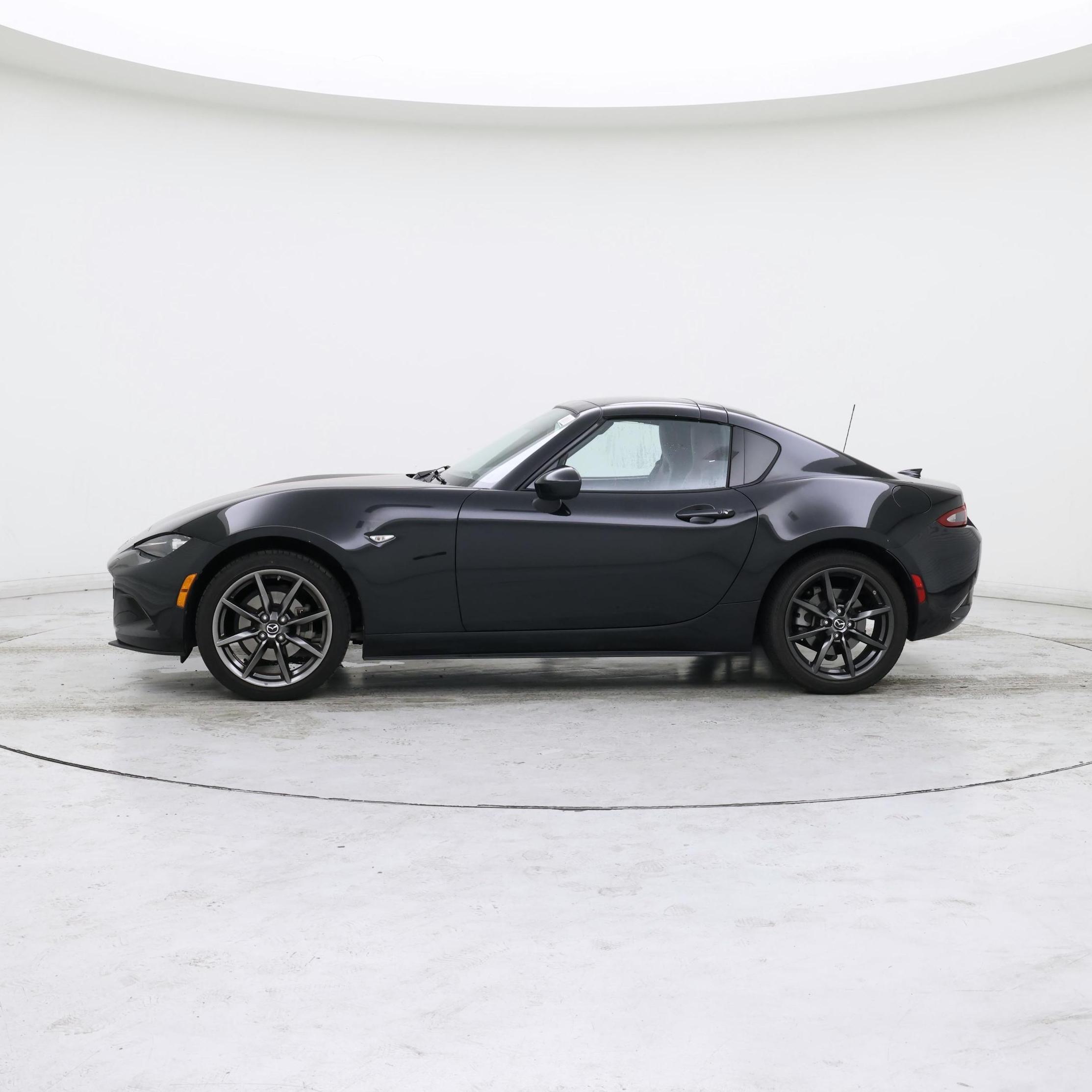 Thumbnail: 2020 Mazda MX-5 Miata - 3