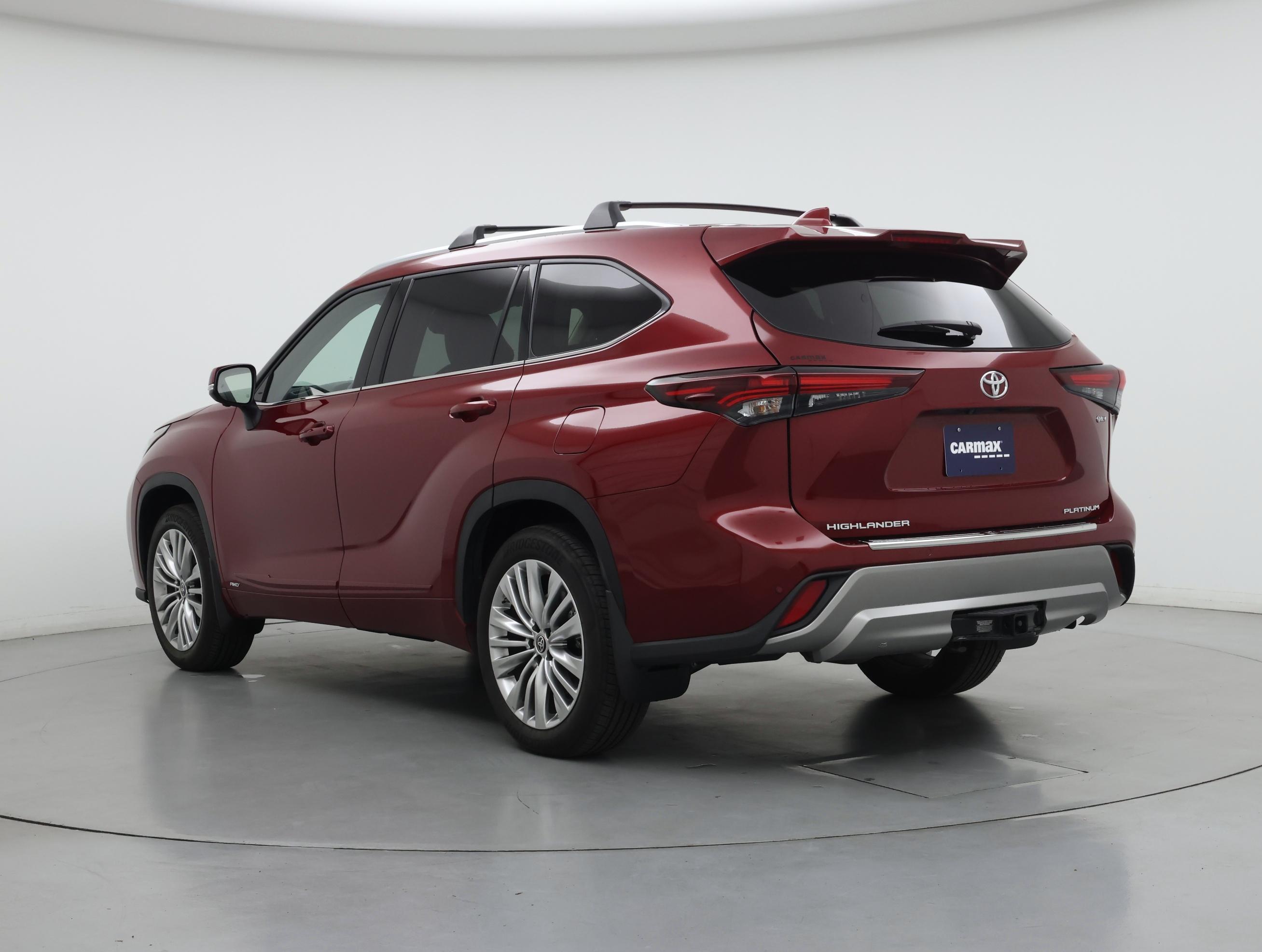 Thumbnail: 2025 Toyota Highlander - 2