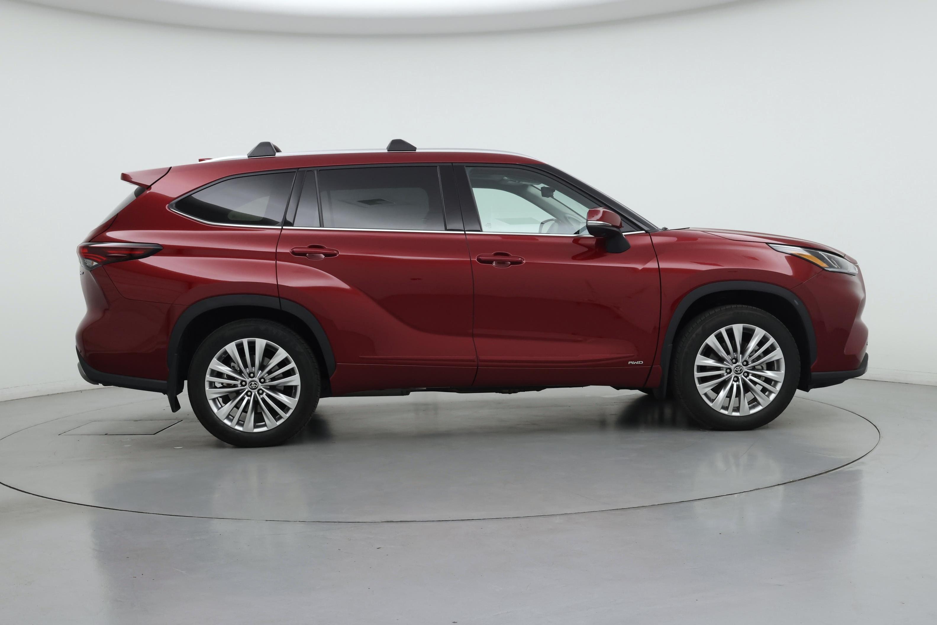 Thumbnail: 2025 Toyota Highlander - 7