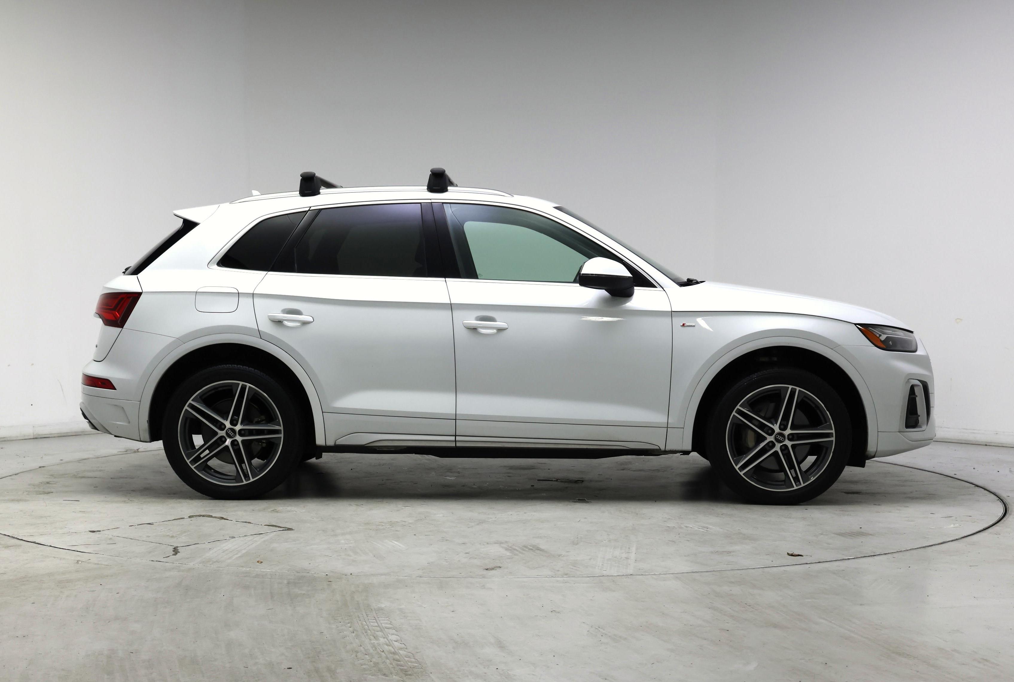 Thumbnail: 2021 Audi Q5 - 7