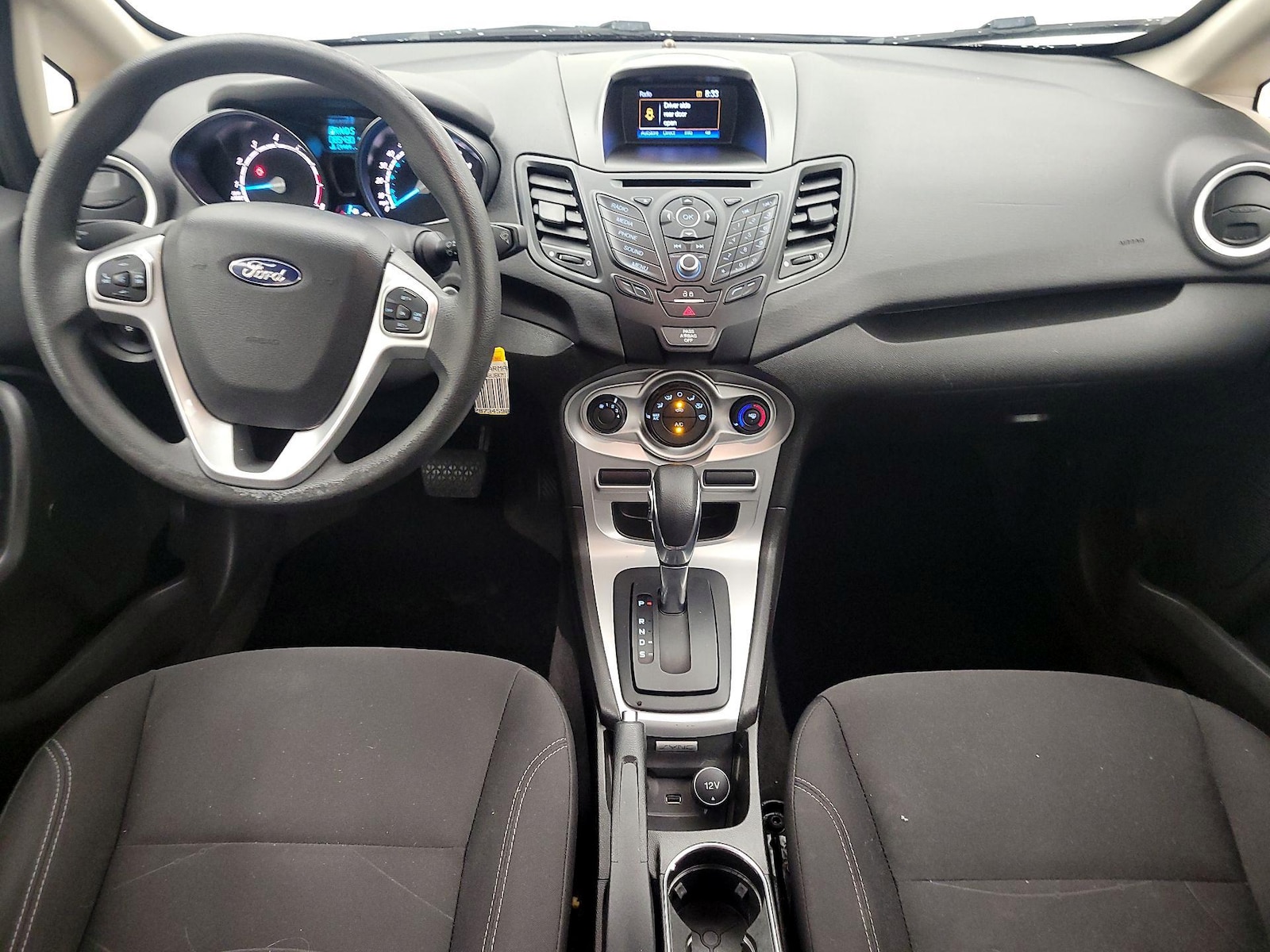 2019 Ford Fiesta SE - Photo 10