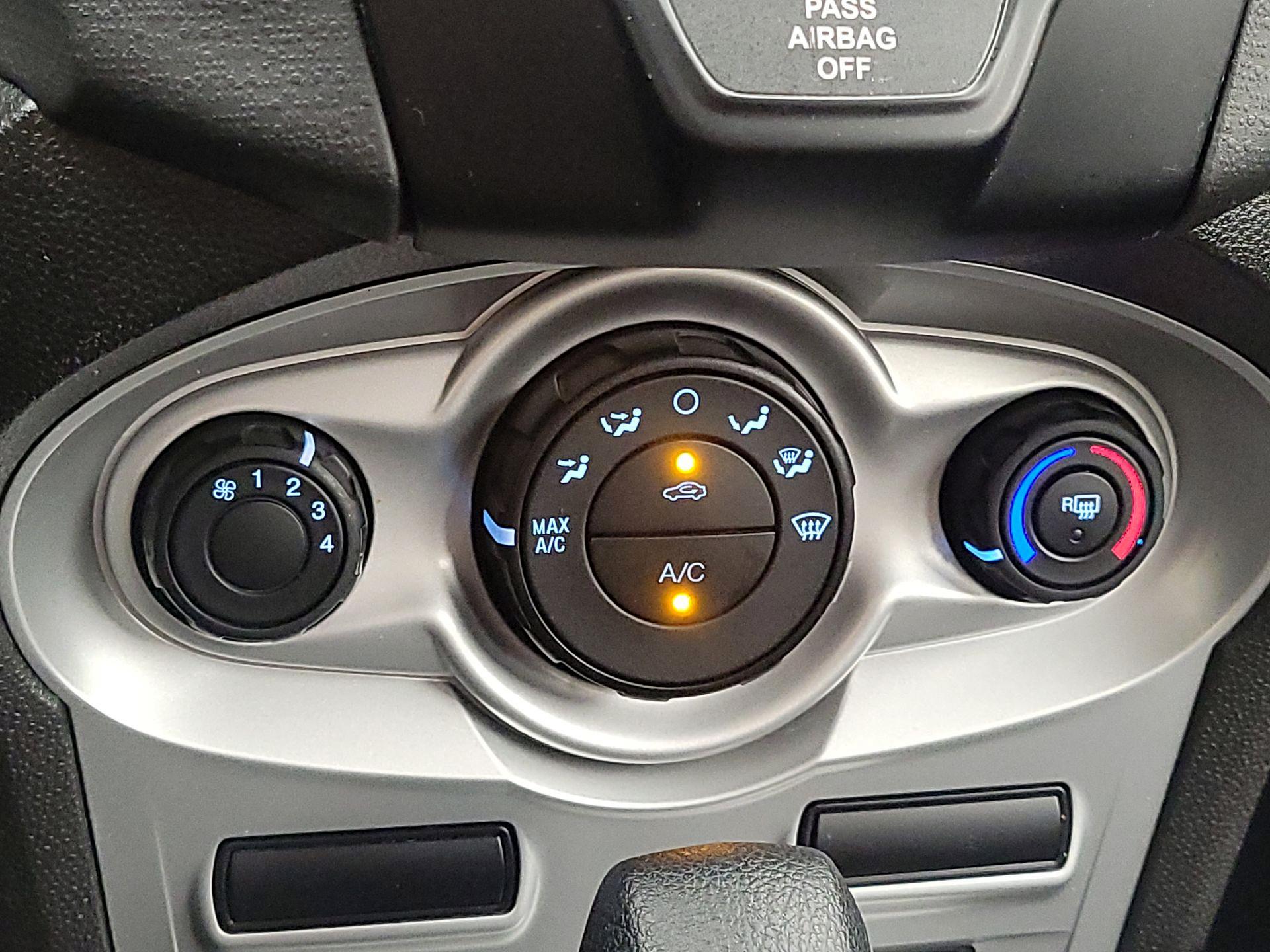 Thumbnail: 2019 Ford Fiesta - 16
