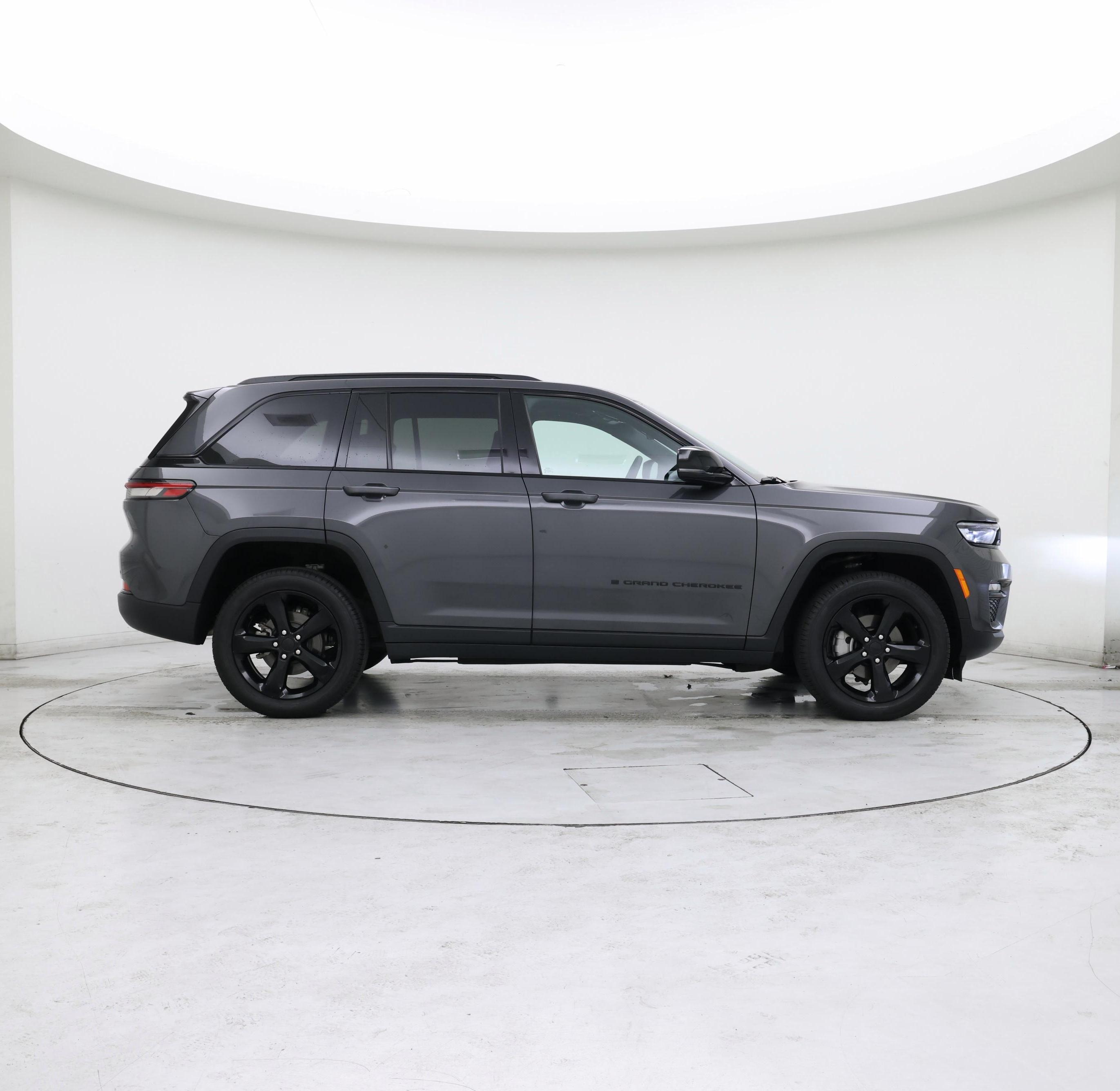 Thumbnail: 2025 Jeep Grand Cherokee - 7
