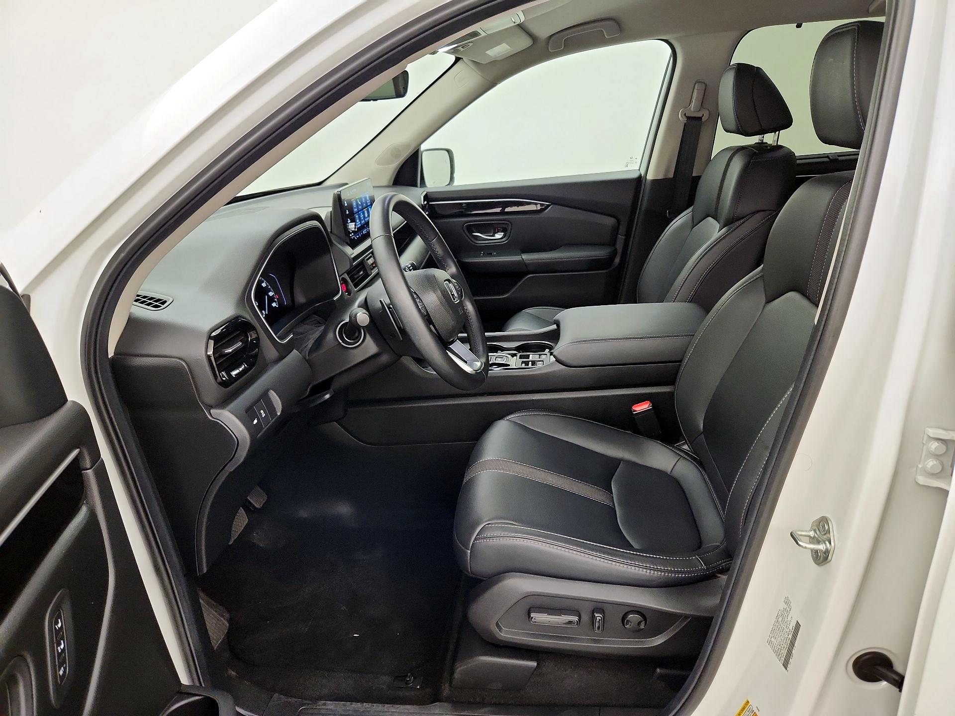Thumbnail: 2025 Honda Pilot - 11