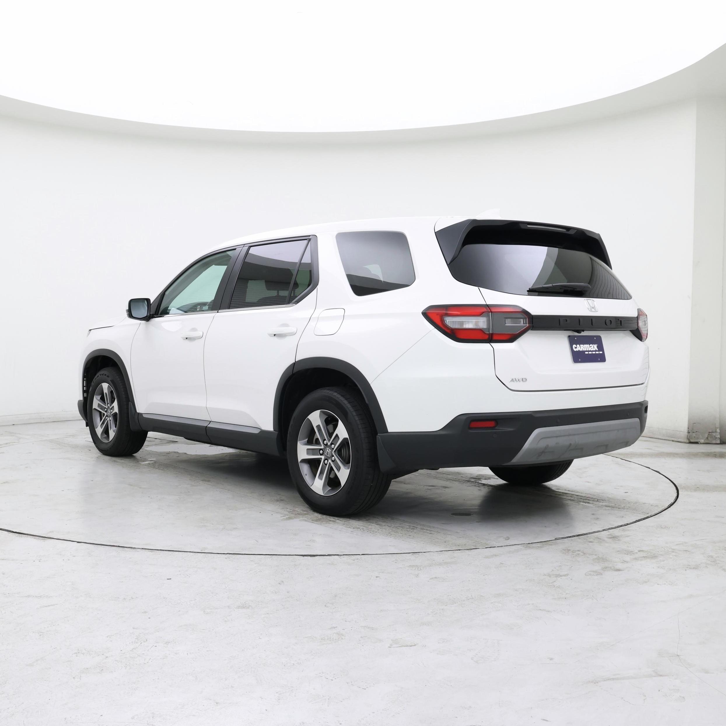 Thumbnail: 2025 Honda Pilot - 2