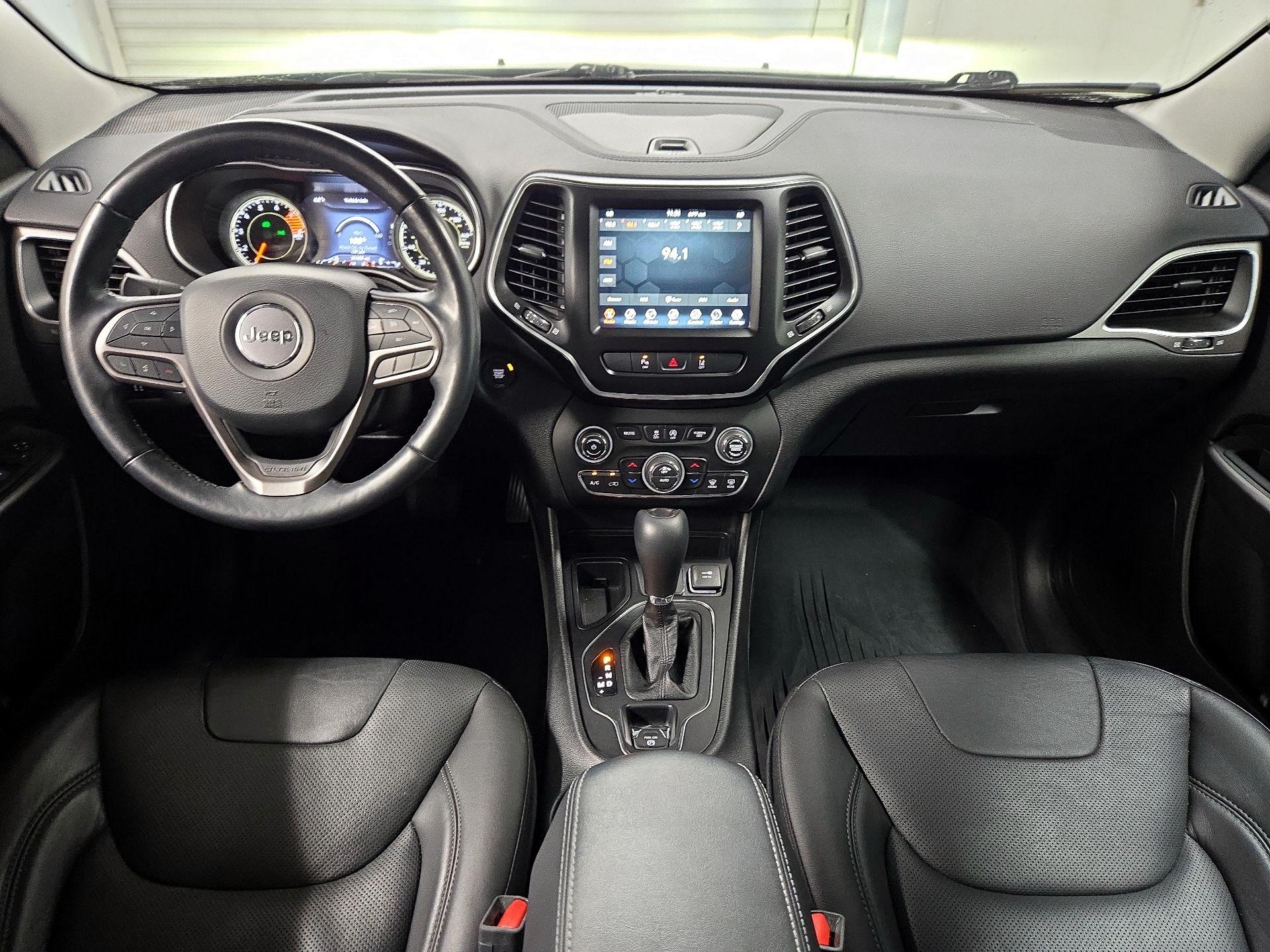 Thumbnail: 2021 Jeep Cherokee - 9