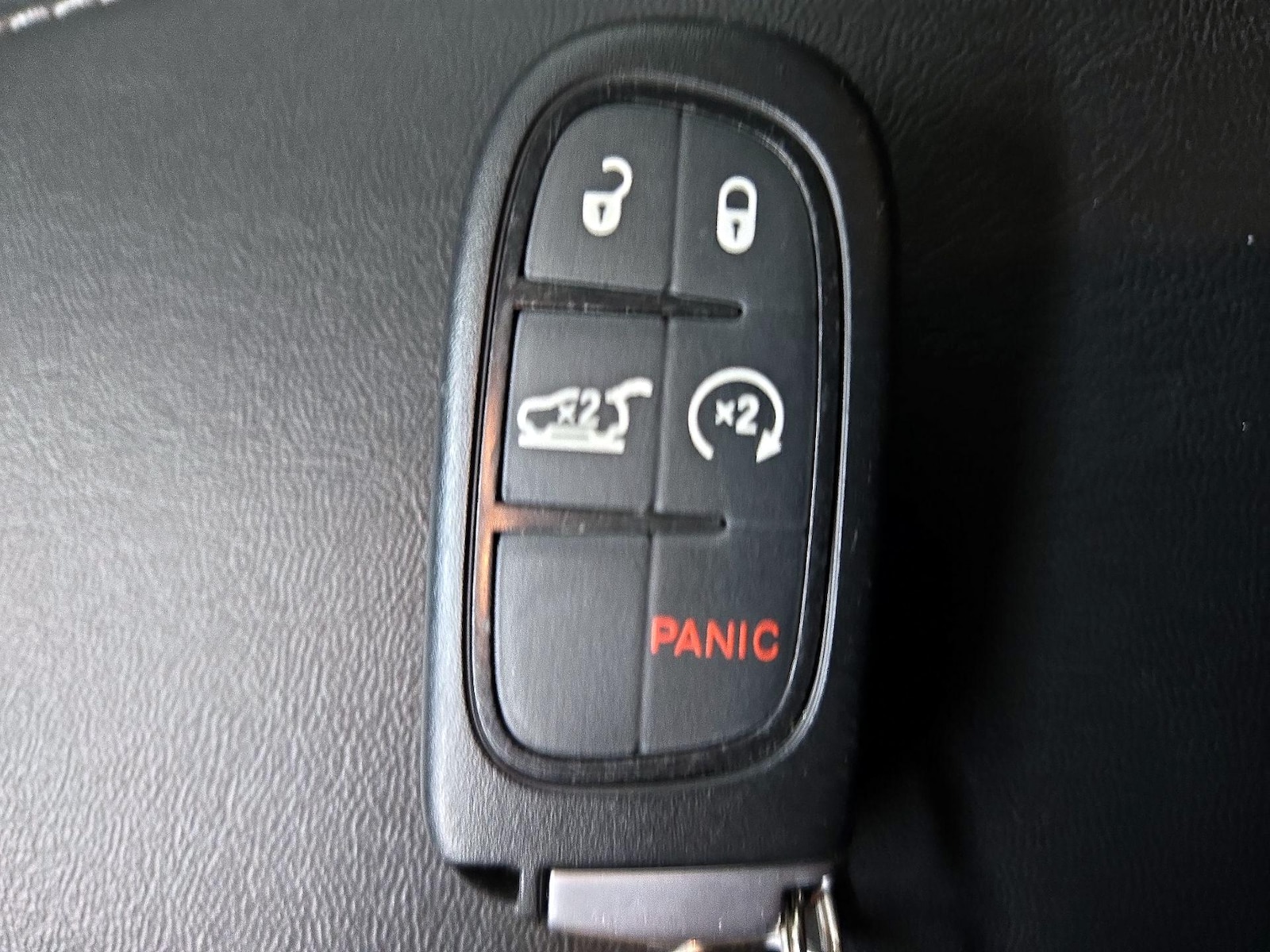 2021 Jeep Cherokee Latitude Lux - Photo 23