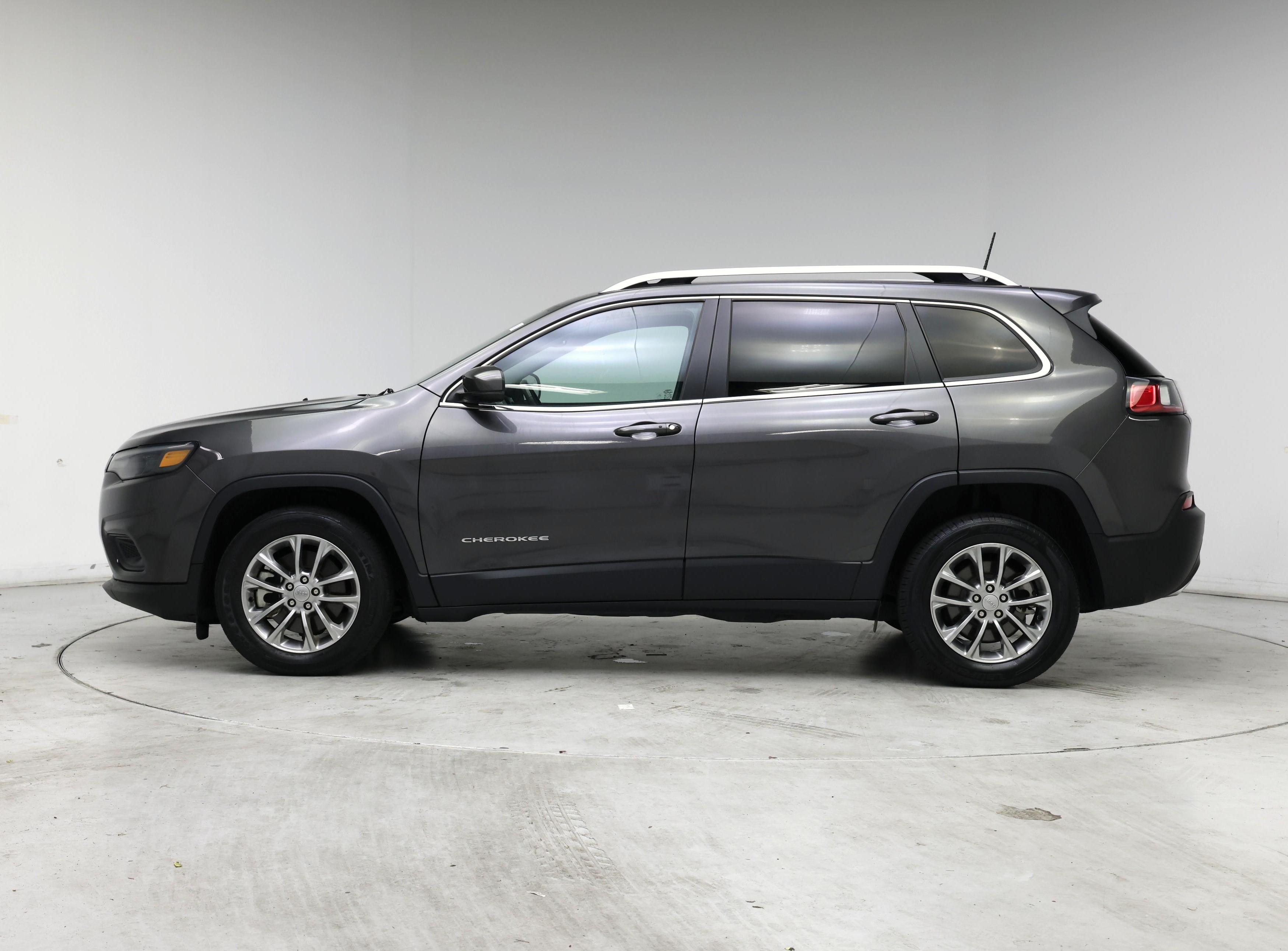 Thumbnail: 2021 Jeep Cherokee - 3