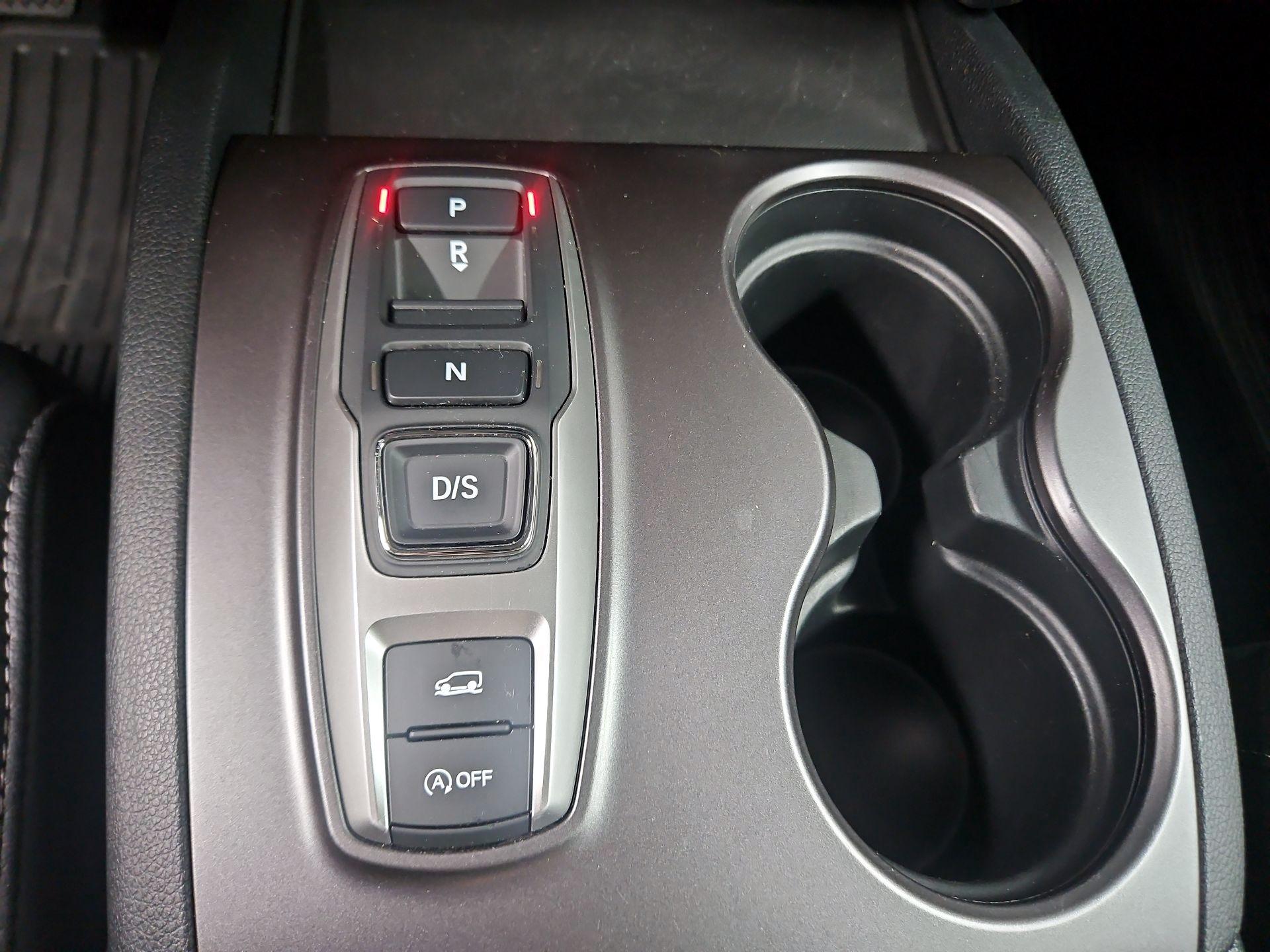 Thumbnail: 2022 Honda Pilot - 17
