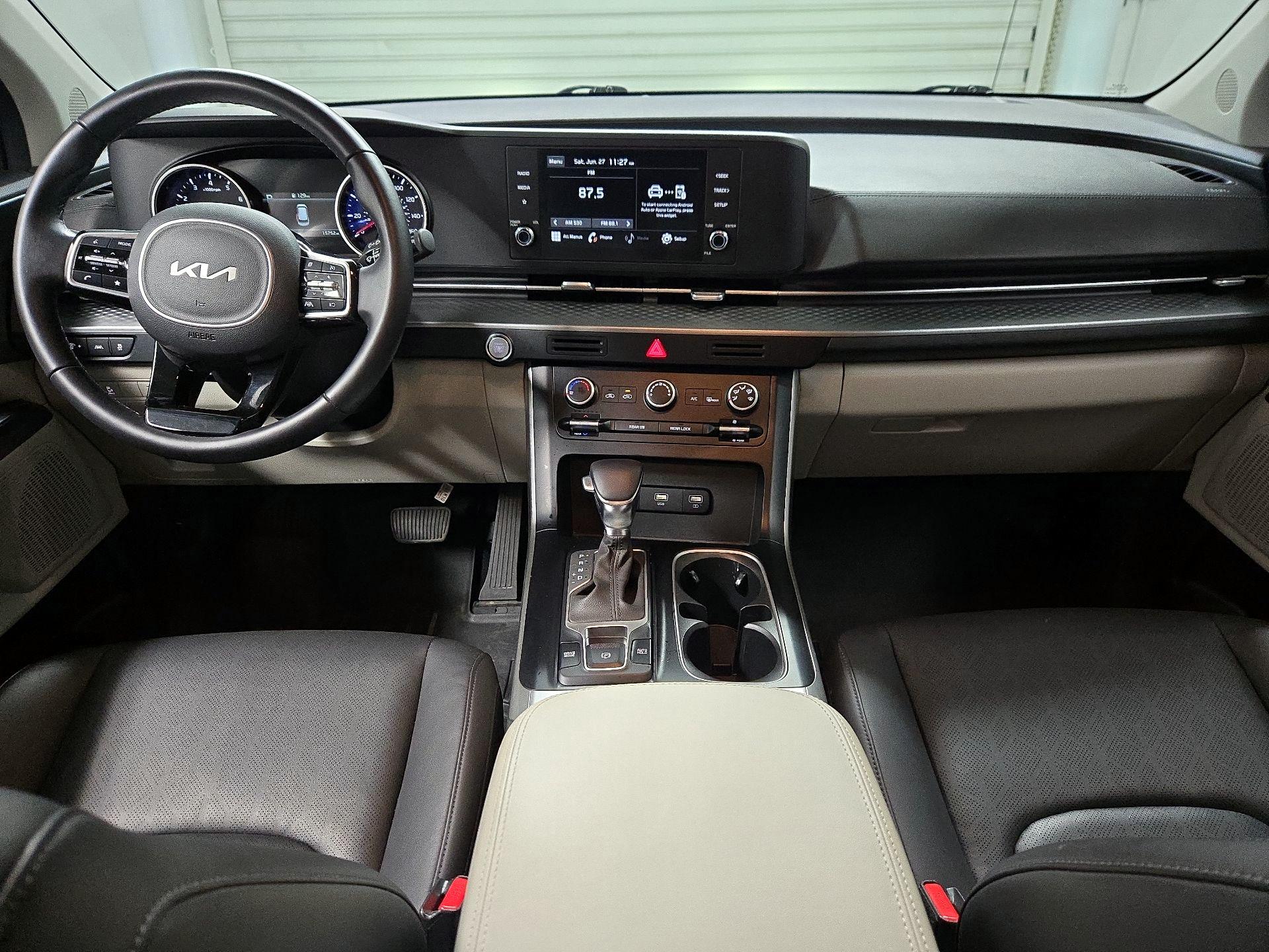 Thumbnail: 2022 Kia Carnival - 9