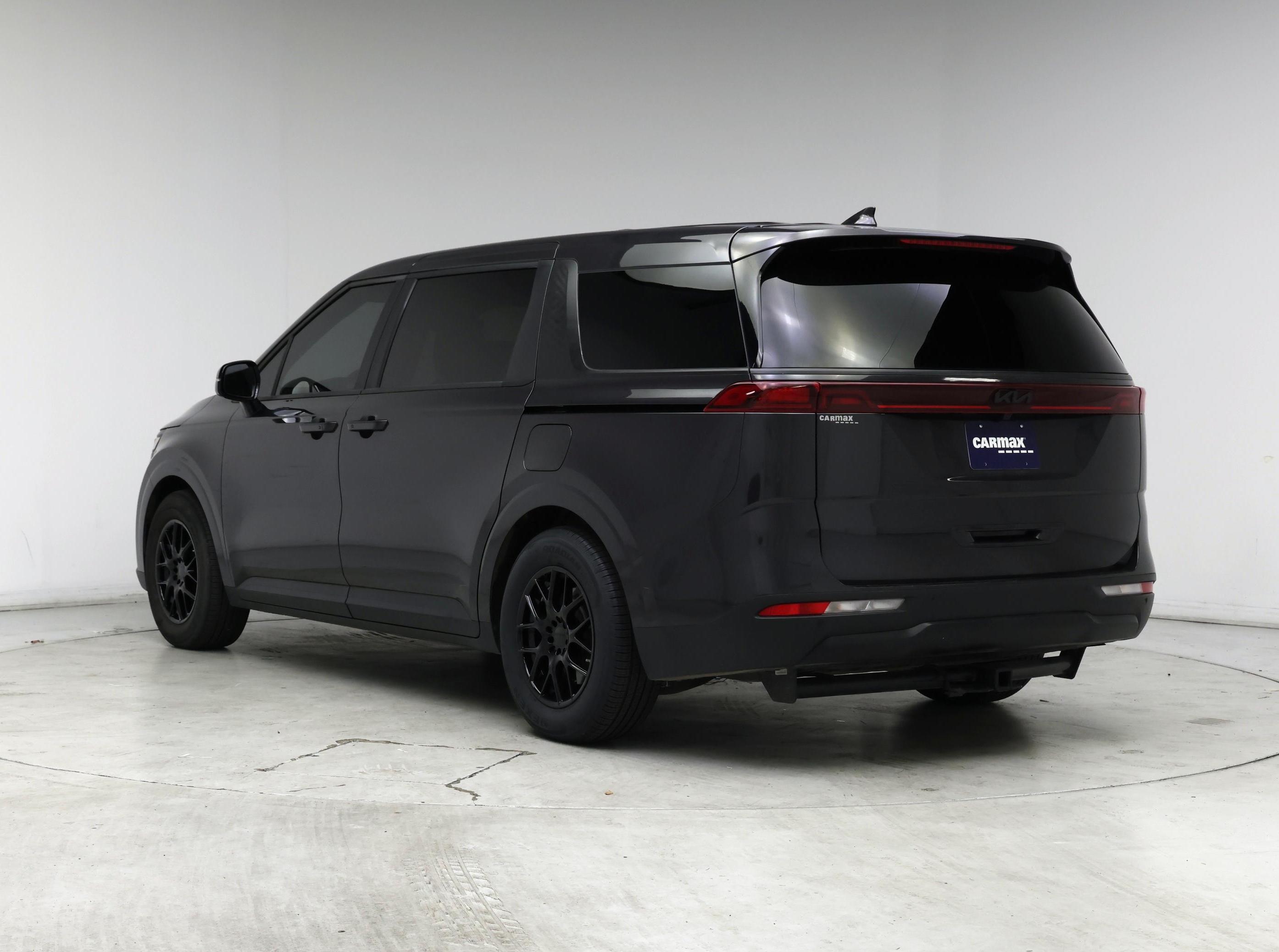 Thumbnail: 2022 Kia Carnival - 2