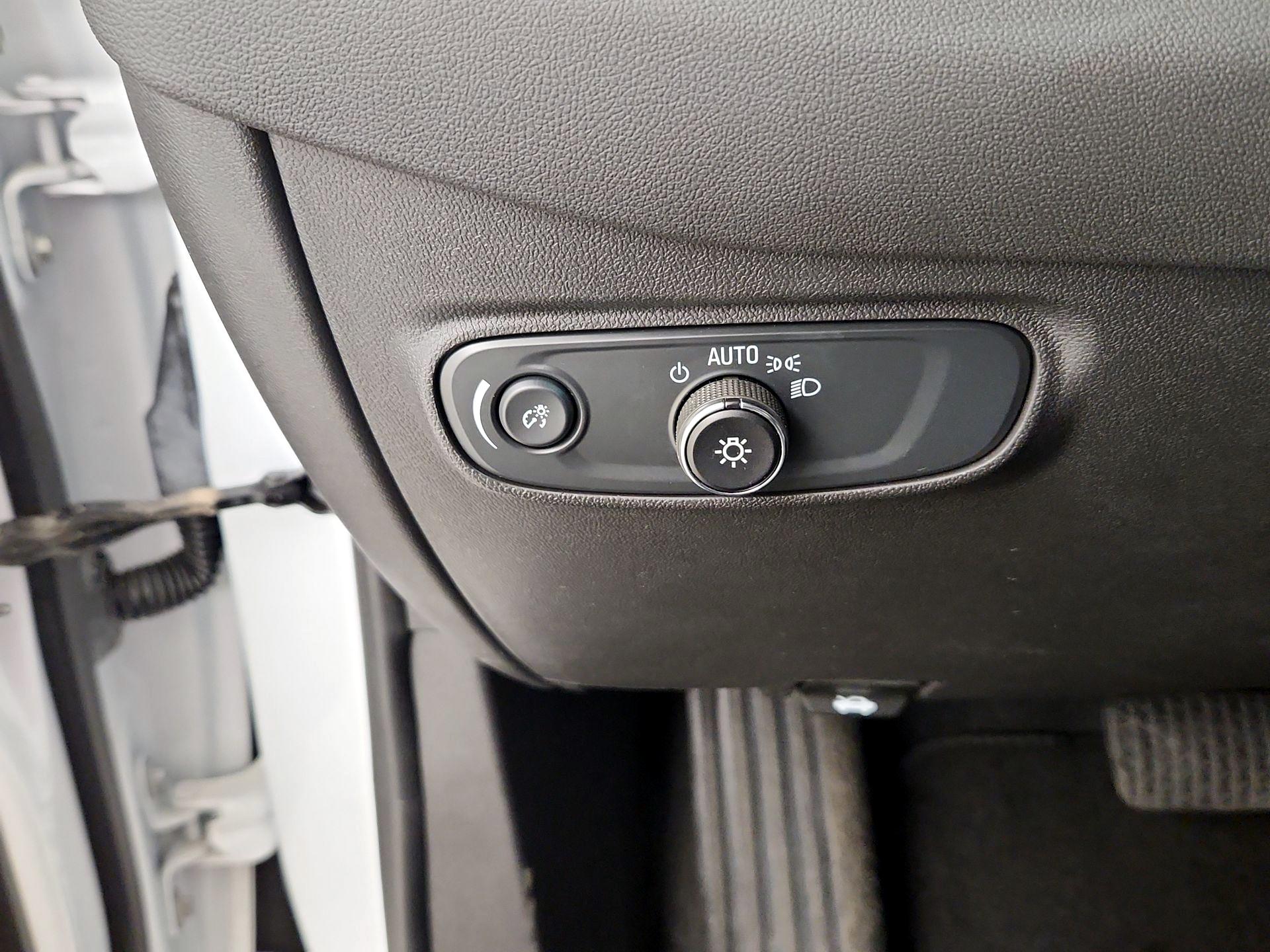 Thumbnail: 2024 Chevrolet Equinox - 13