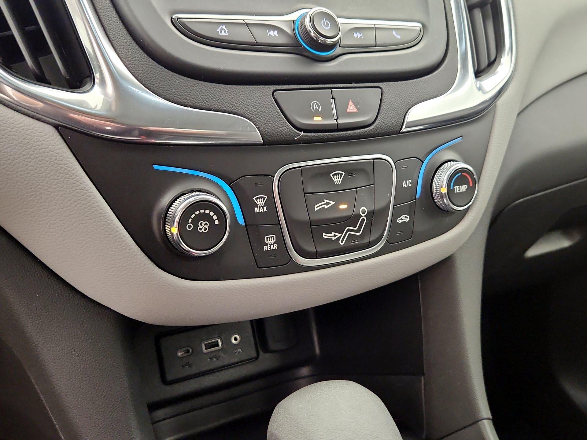 Thumbnail: 2024 Chevrolet Equinox - 16