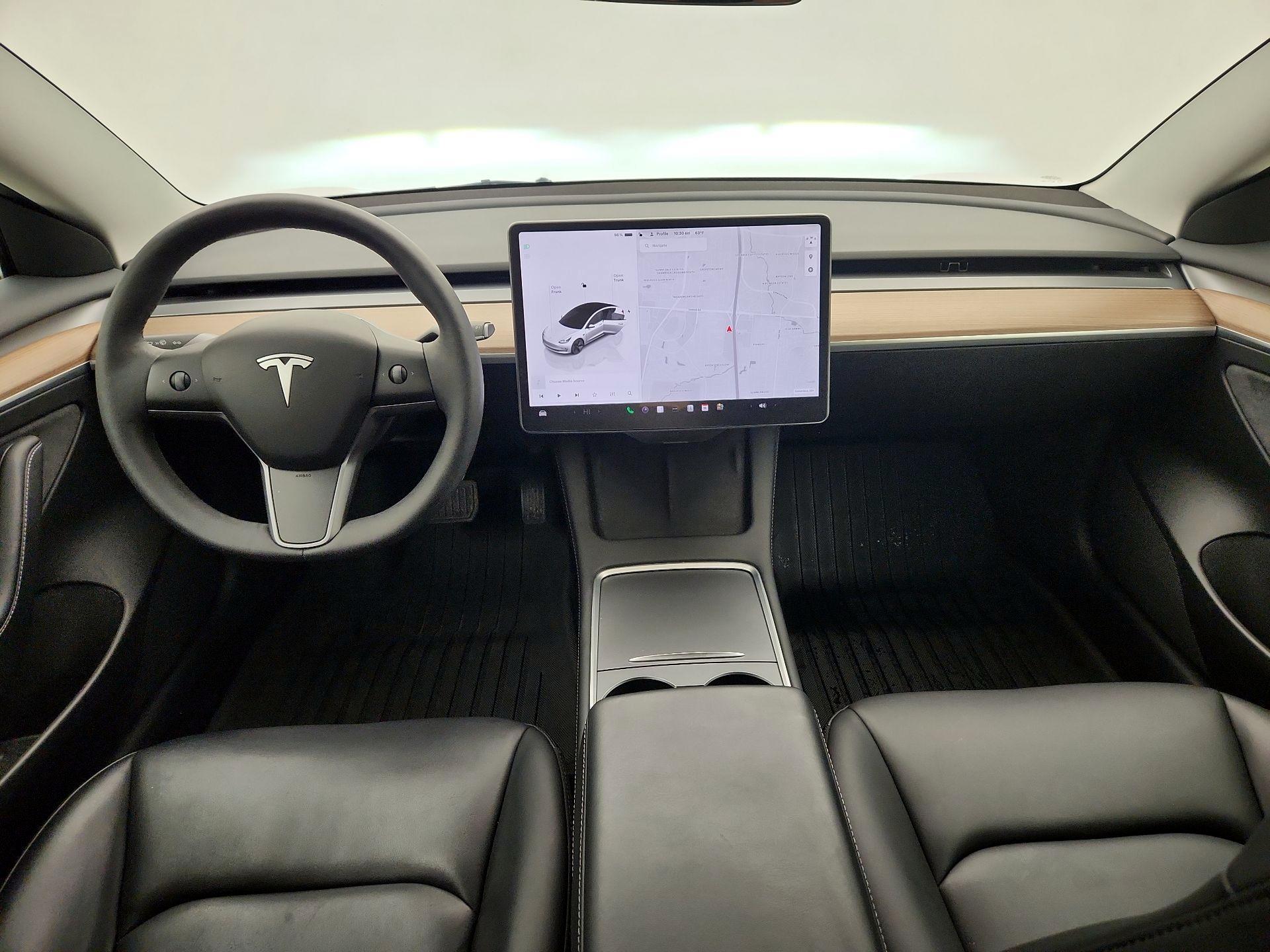 Thumbnail: 2023 Tesla Model 3 - 9