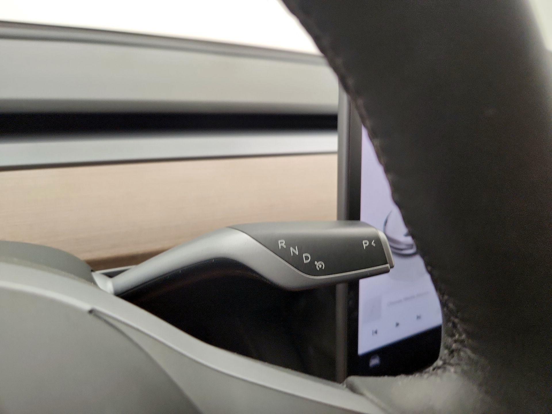 Thumbnail: 2023 Tesla Model 3 - 17