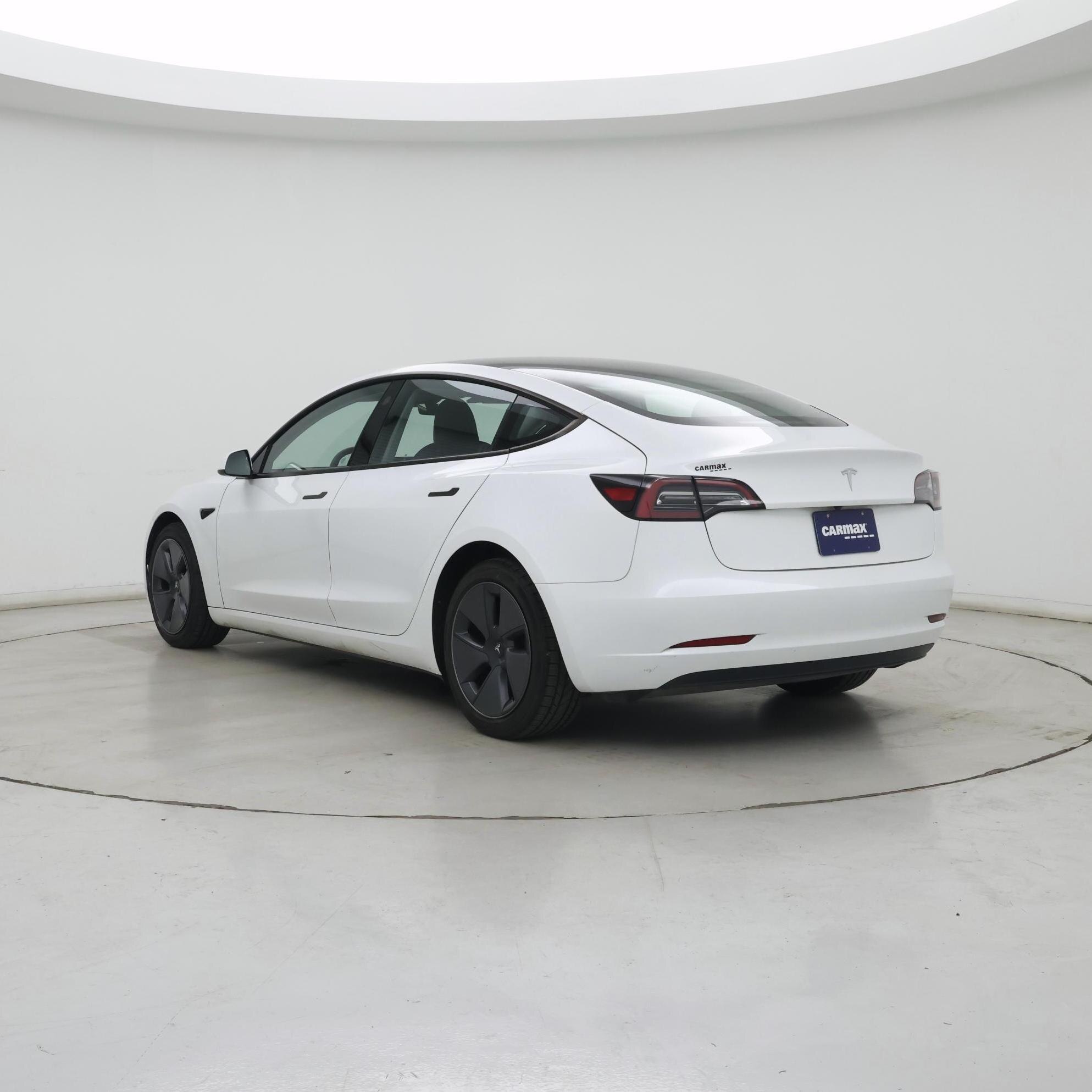 Thumbnail: 2023 Tesla Model 3 - 2