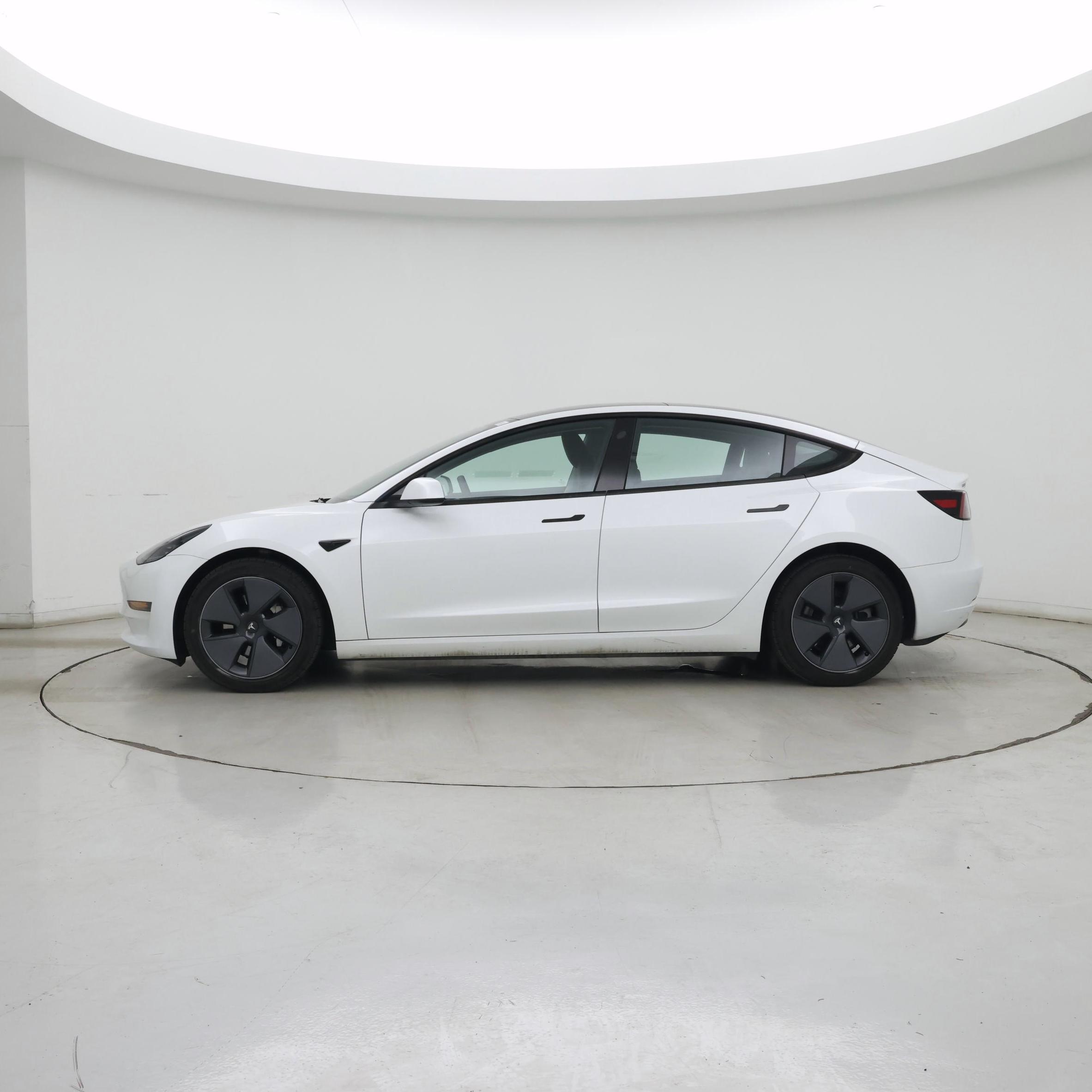 Thumbnail: 2023 Tesla Model 3 - 3
