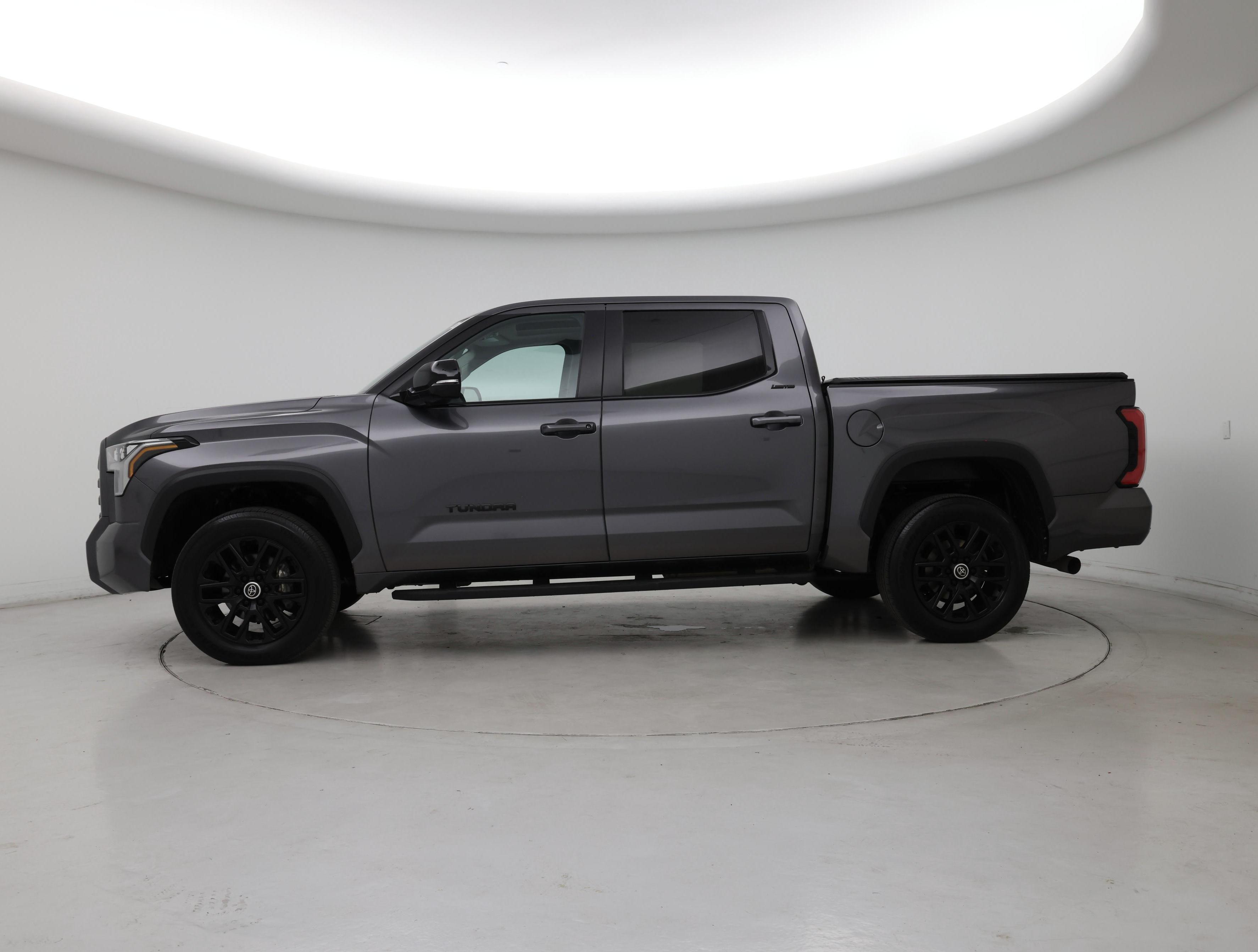 Thumbnail: 2024 Toyota Tundra - 3