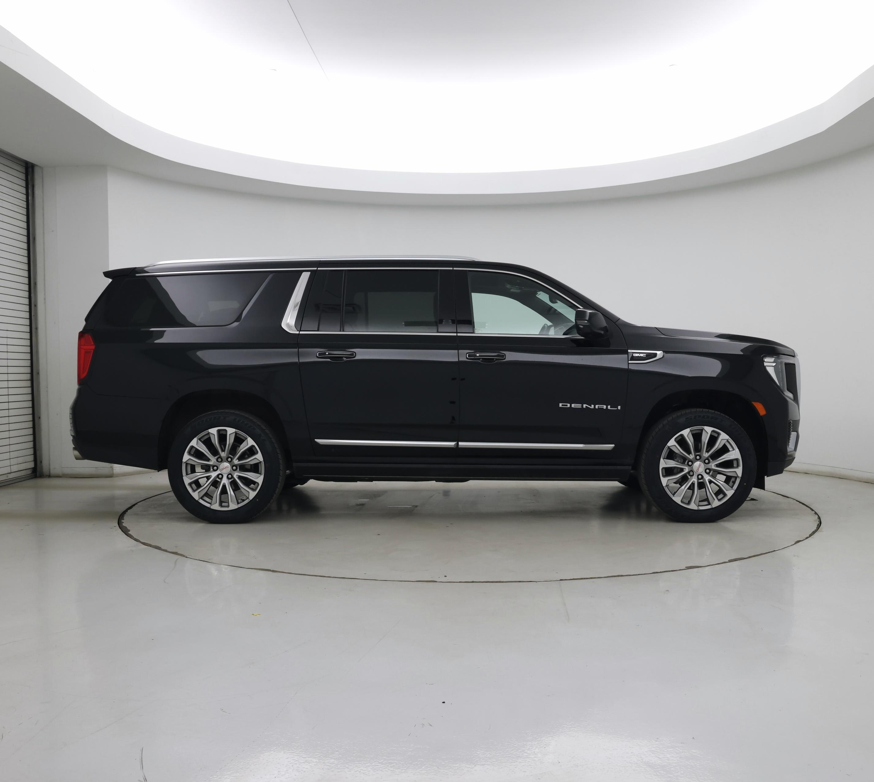 Thumbnail: 2021 GMC Yukon XL - 7