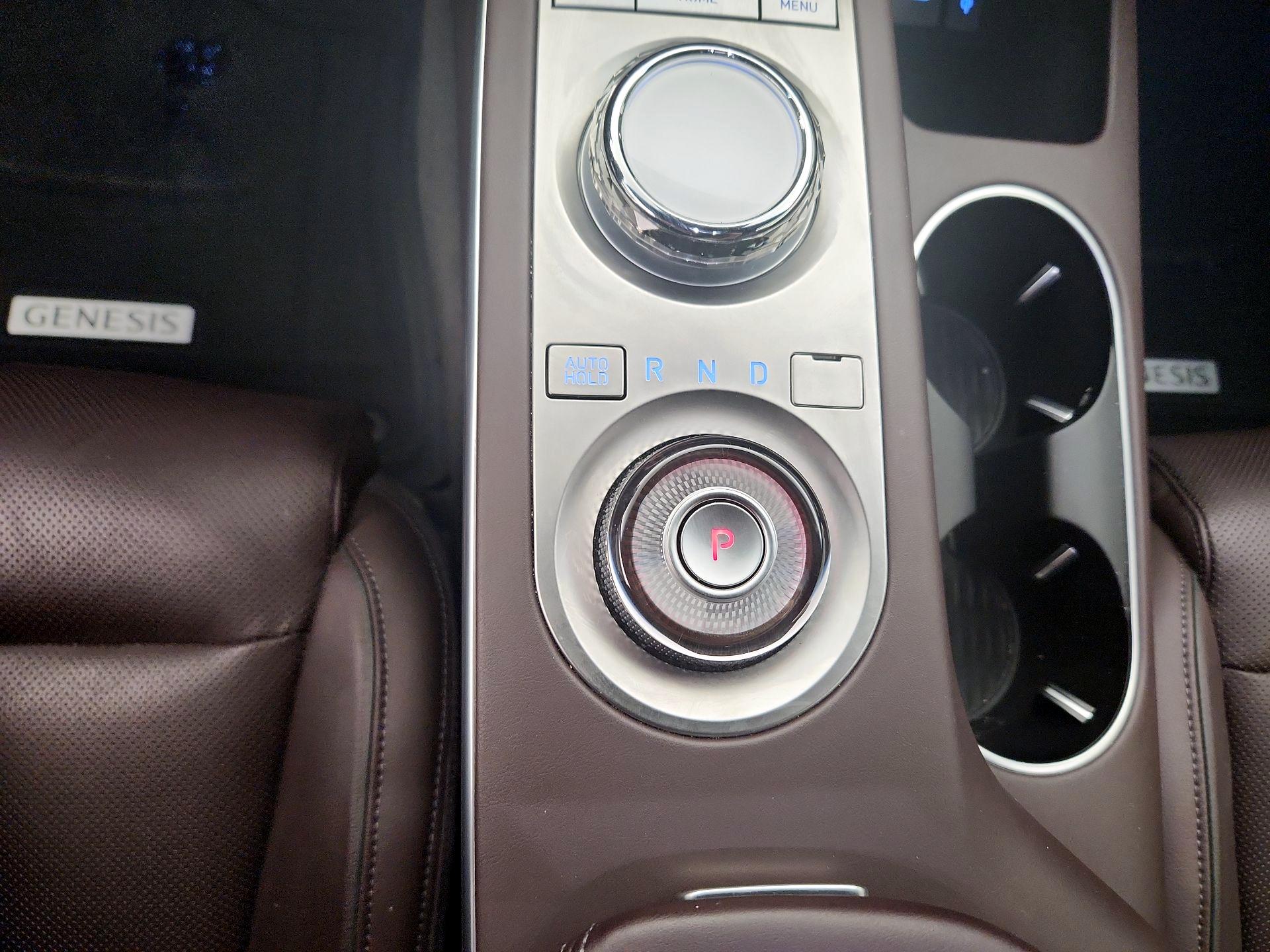 Thumbnail: 2024 Genesis GV70 - 18