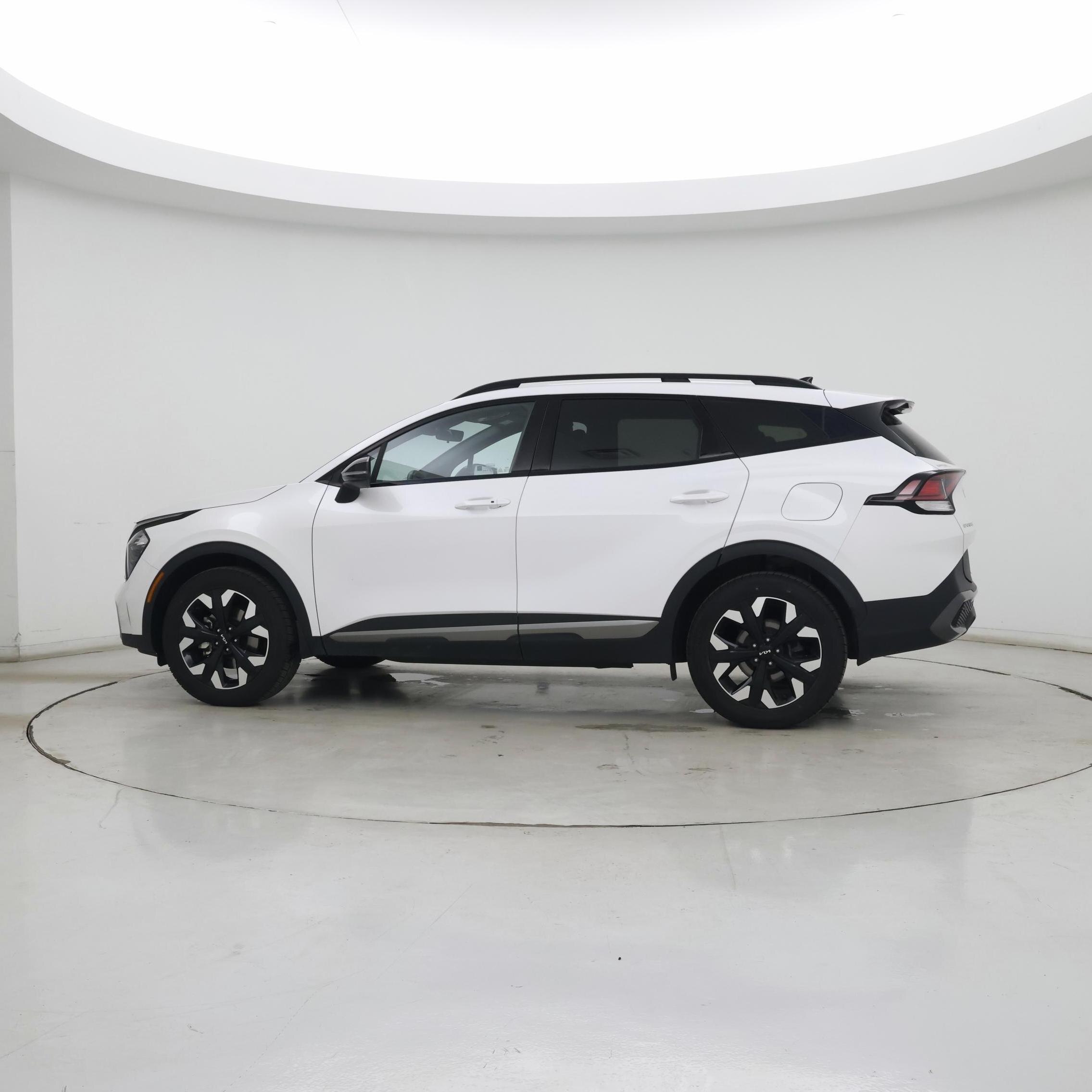 Thumbnail: 2023 Kia Sportage - 3