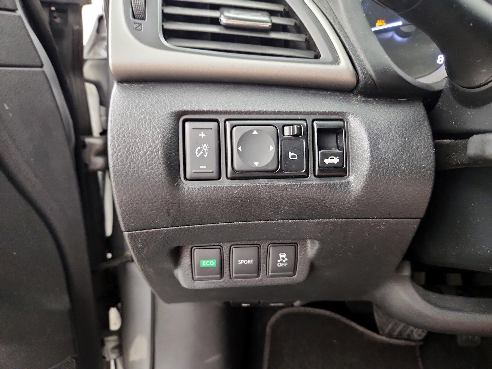 2014 Nissan Sentra SR - Photo 14