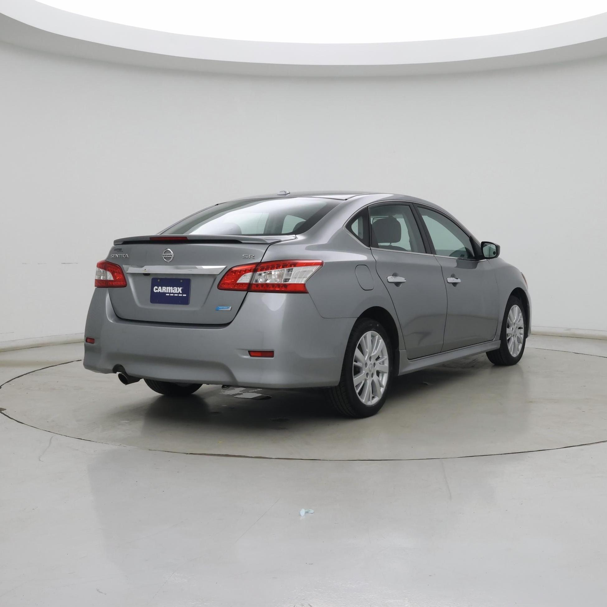 Thumbnail: 2014 Nissan Sentra - 8