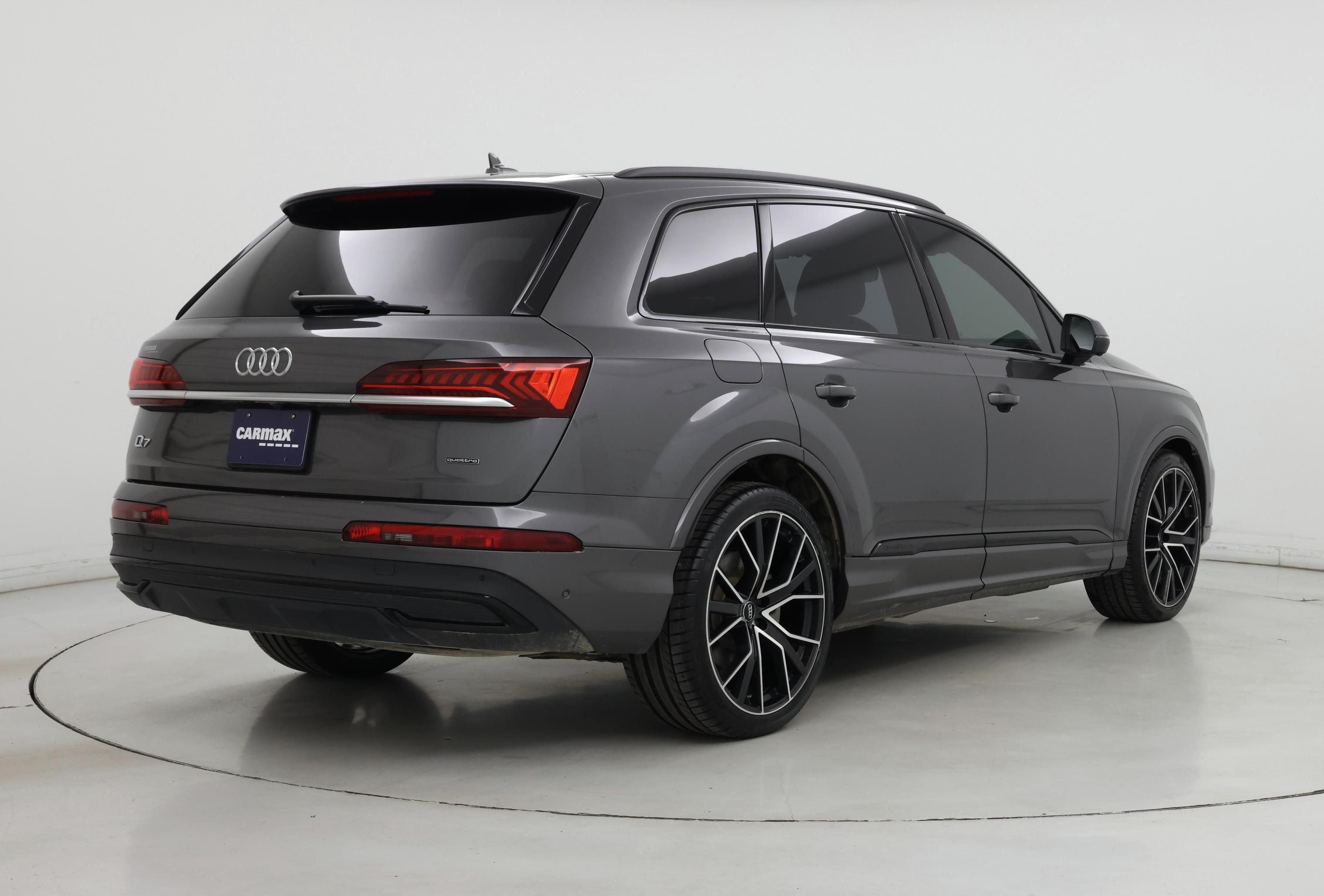Thumbnail: 2020 Audi Q7 - 8