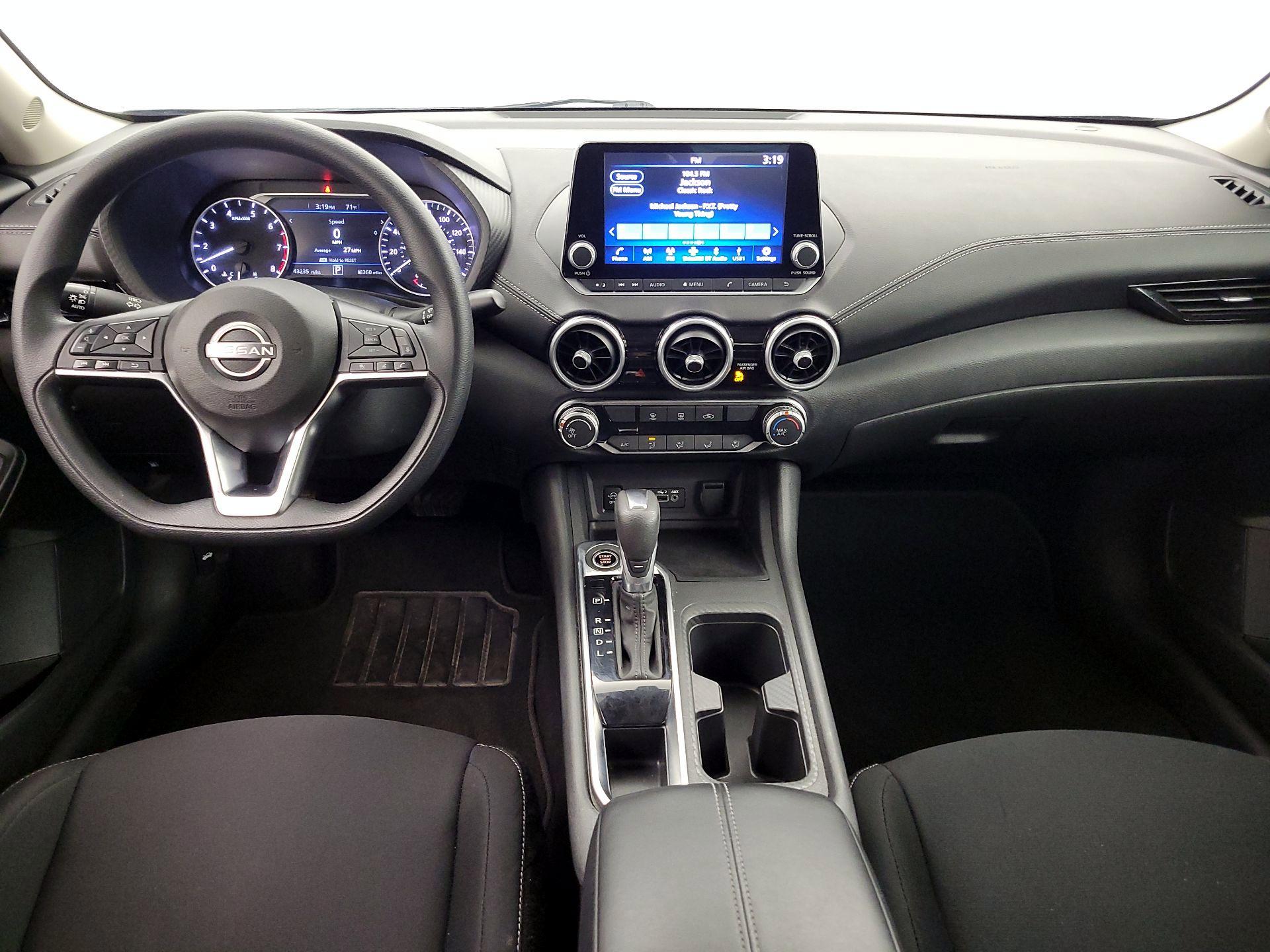 Thumbnail: 2024 Nissan Sentra - 9