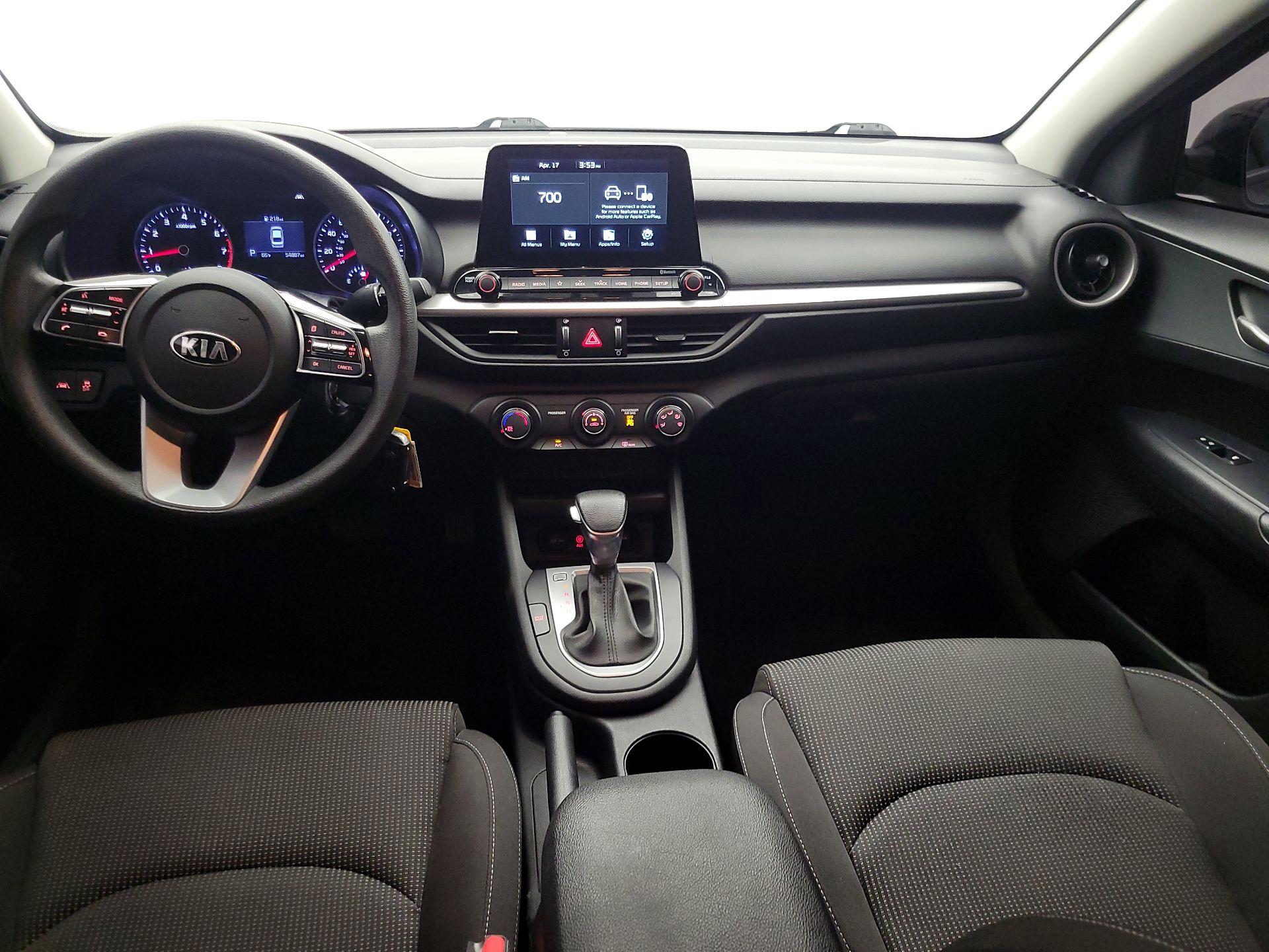 Thumbnail: 2020 Kia Forte - 9