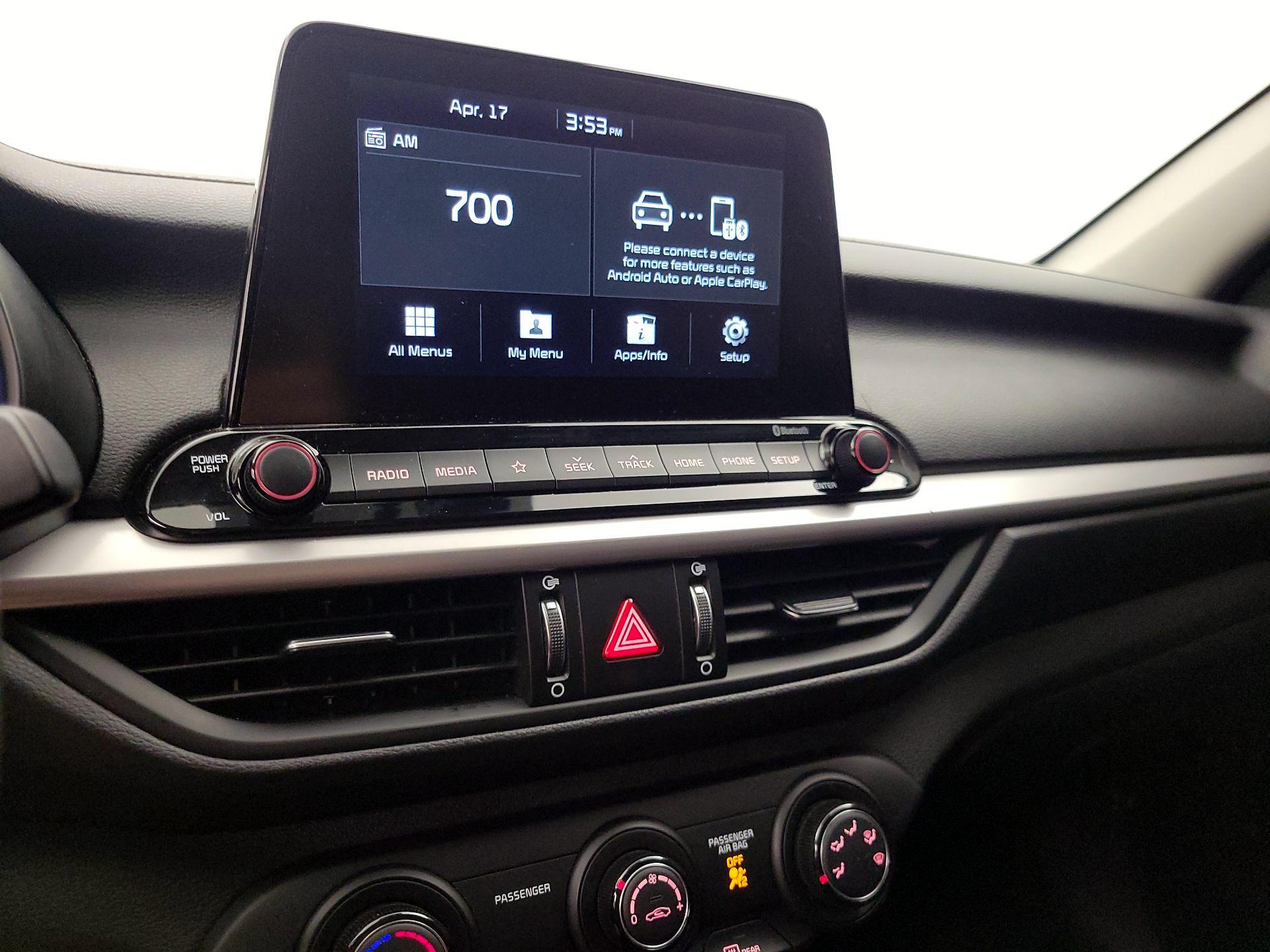 Thumbnail: 2020 Kia Forte - 15