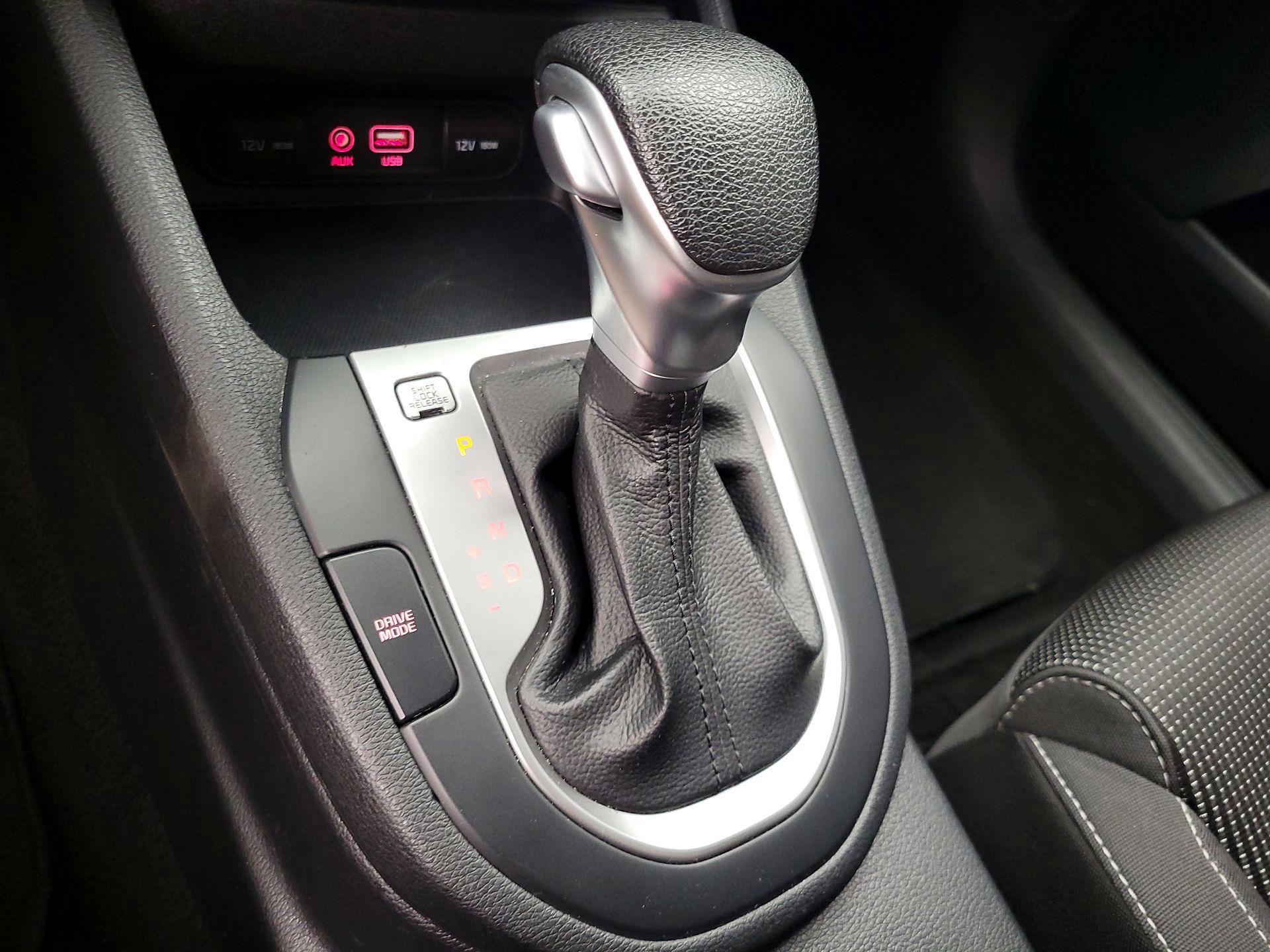 Thumbnail: 2020 Kia Forte - 17