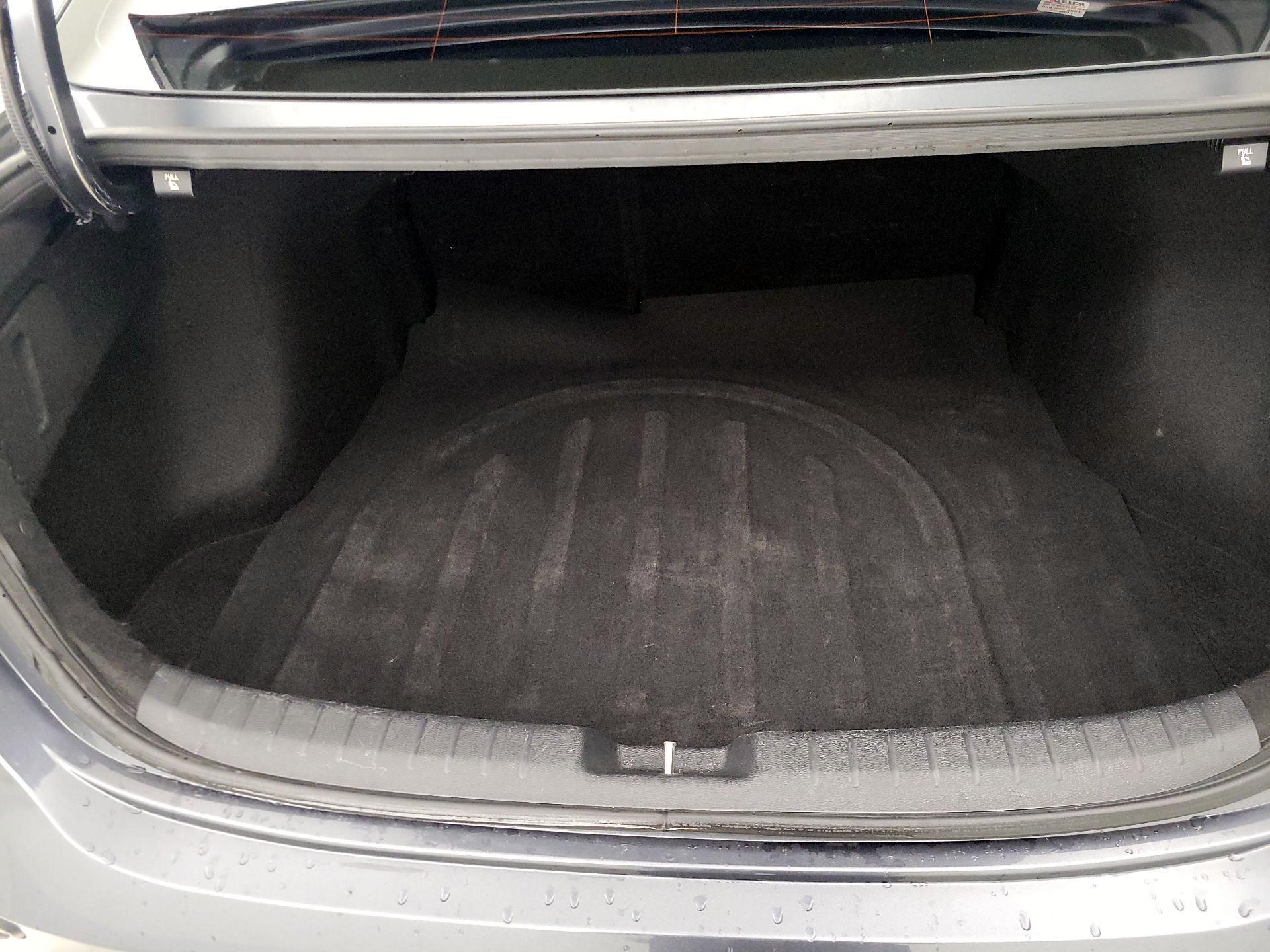 Thumbnail: 2020 Kia Forte - 20