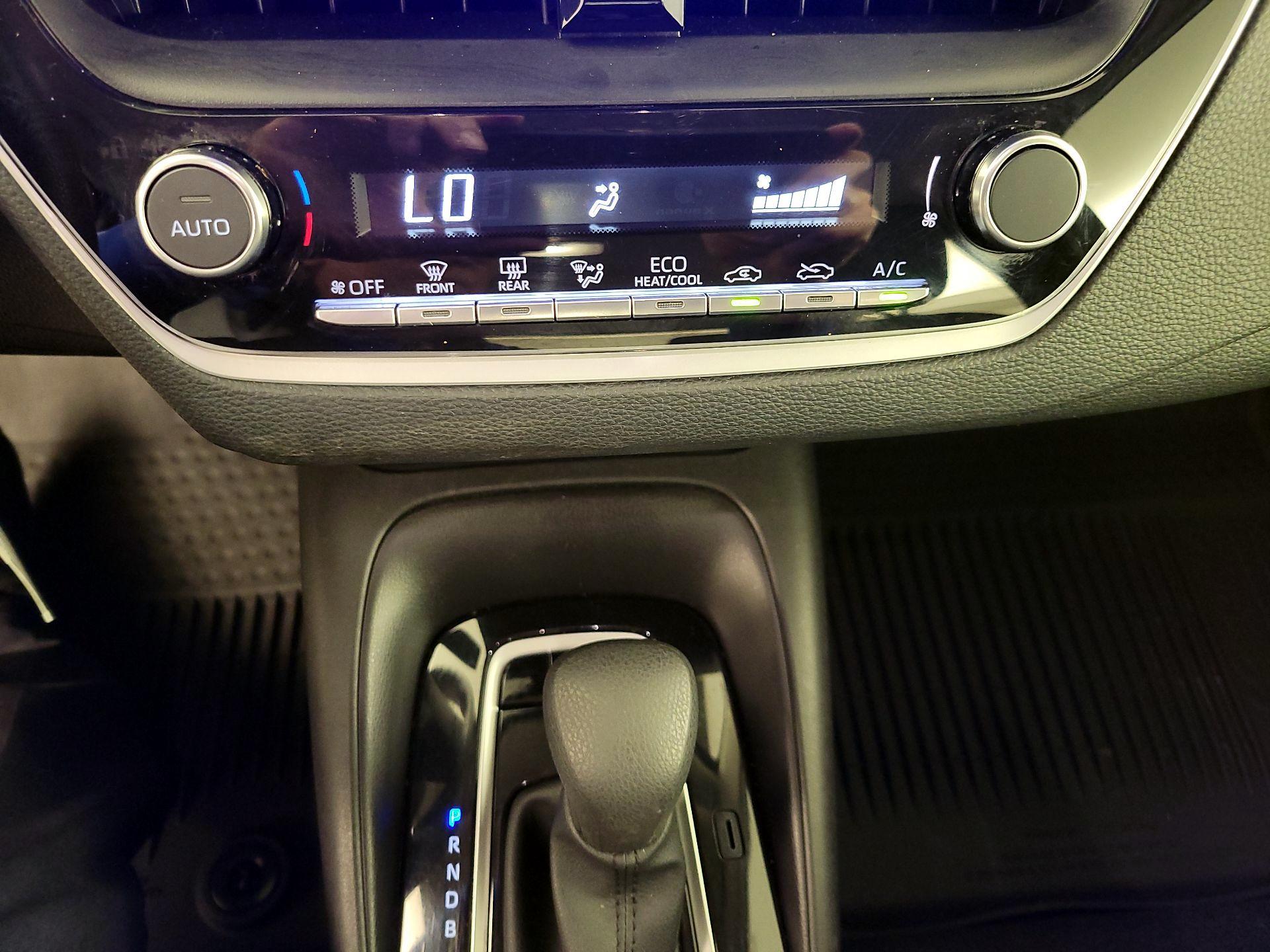 Thumbnail: 2025 Toyota Corolla - 17