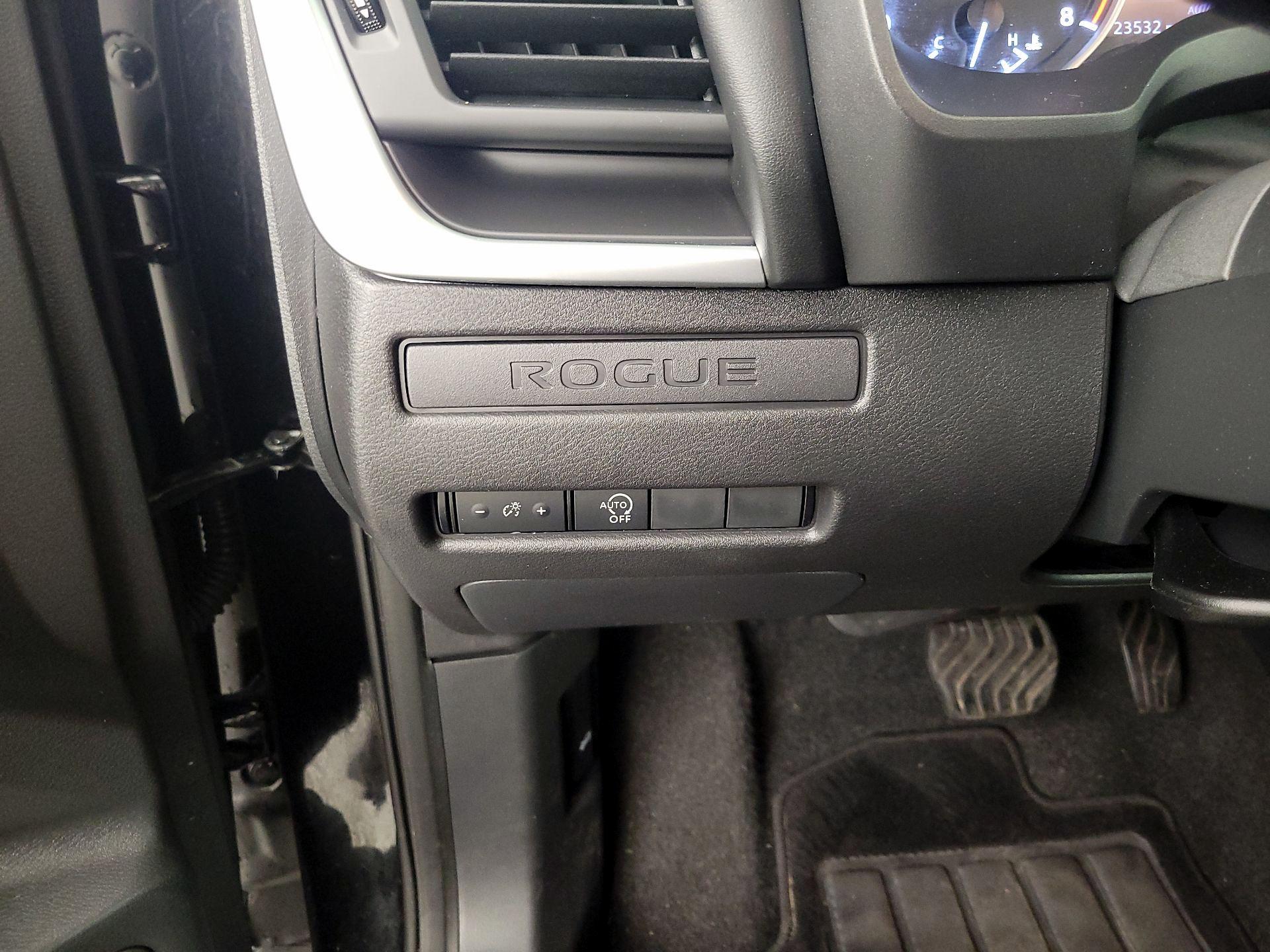 Thumbnail: 2023 Nissan Rogue - 13