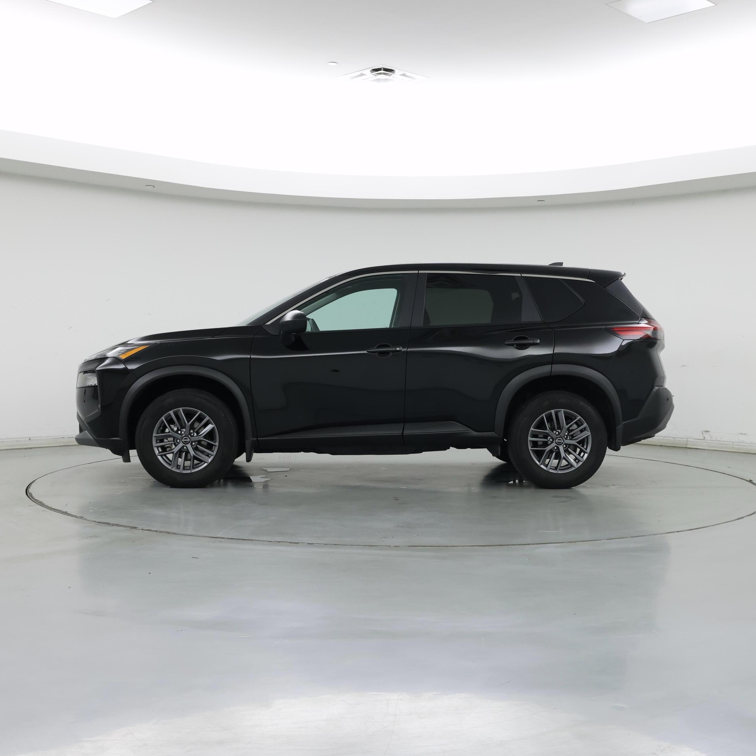 Thumbnail: 2023 Nissan Rogue - 3