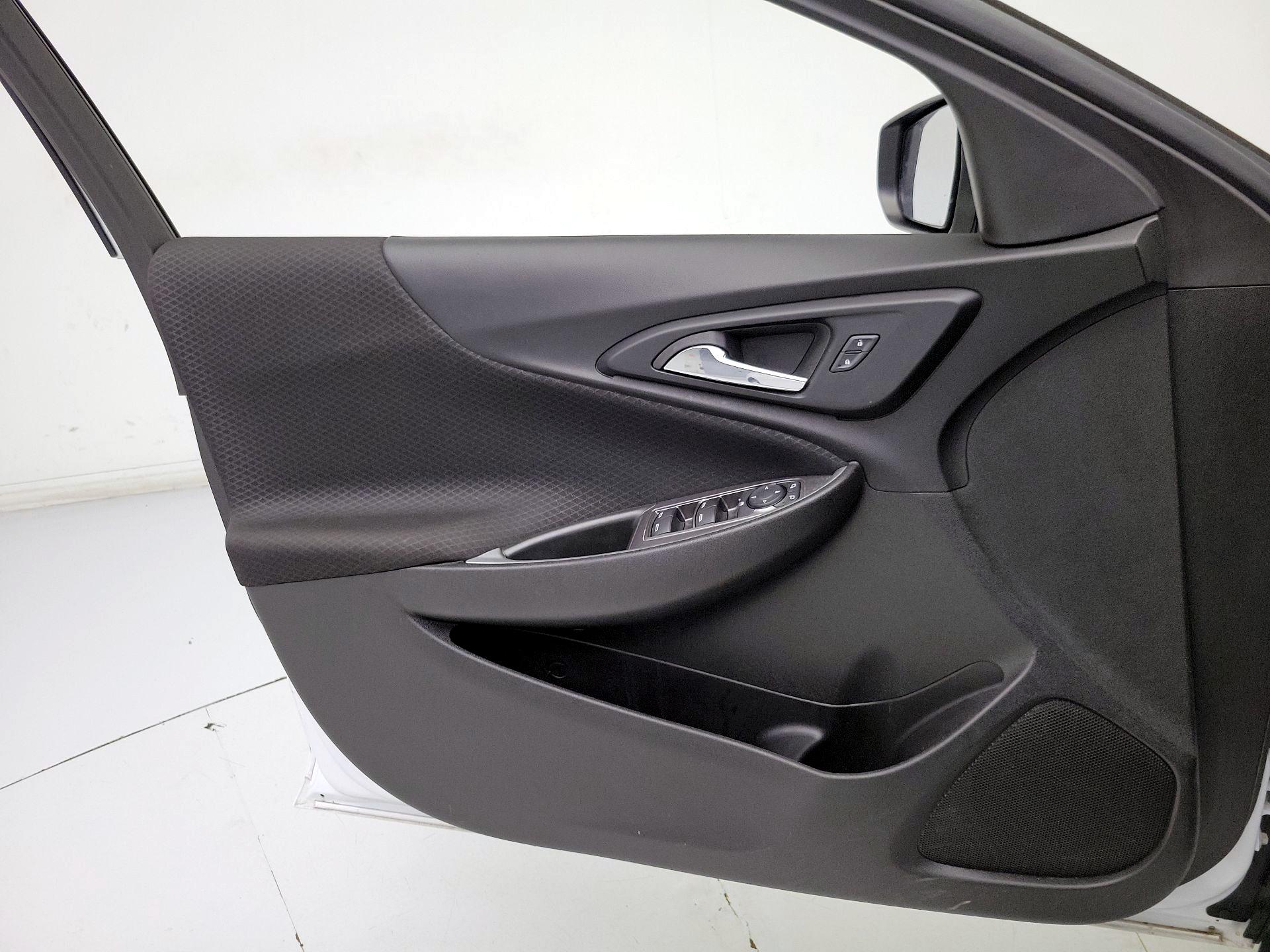 Thumbnail: 2024 Chevrolet Malibu - 12