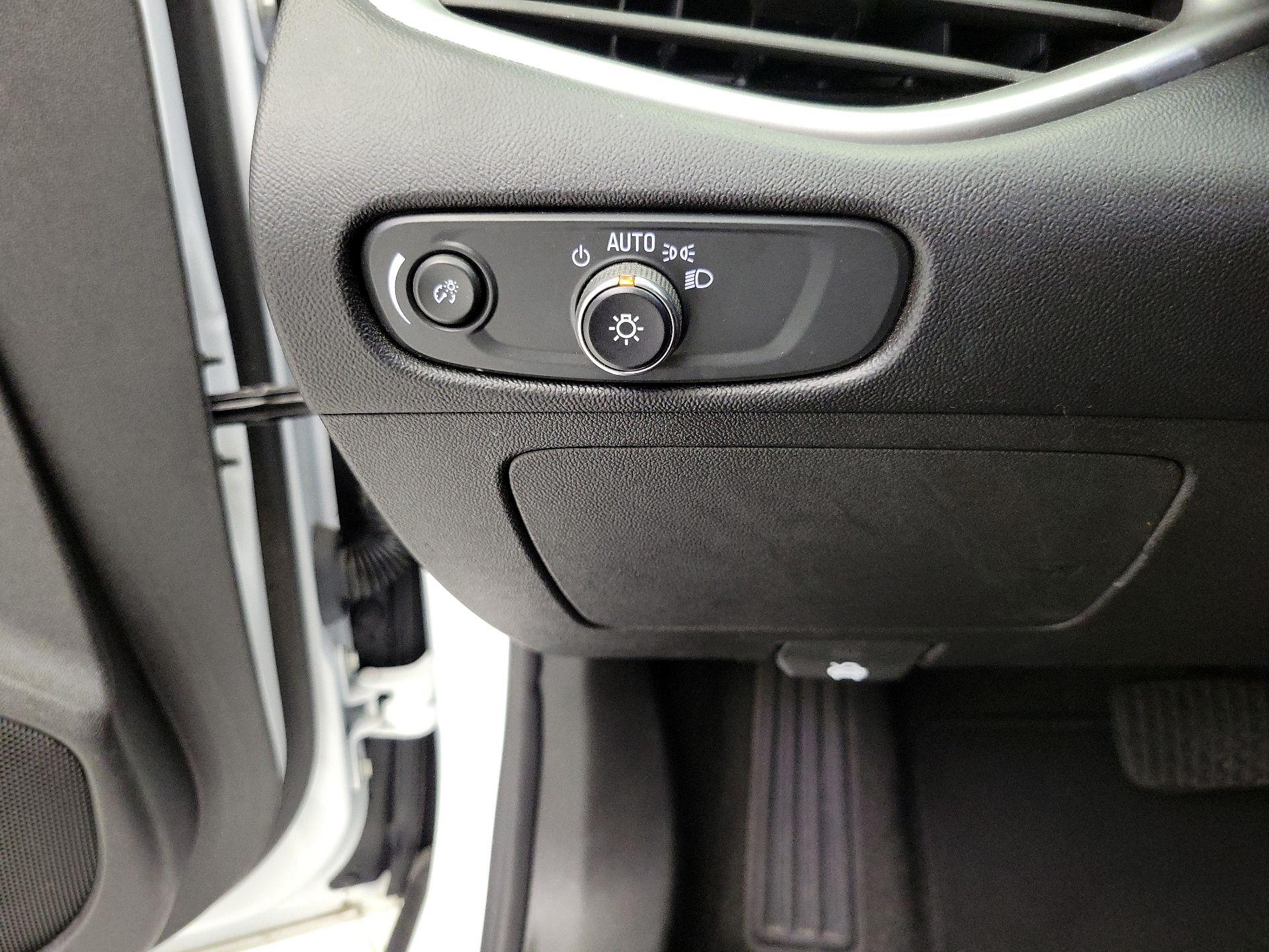 Thumbnail: 2024 Chevrolet Malibu - 13