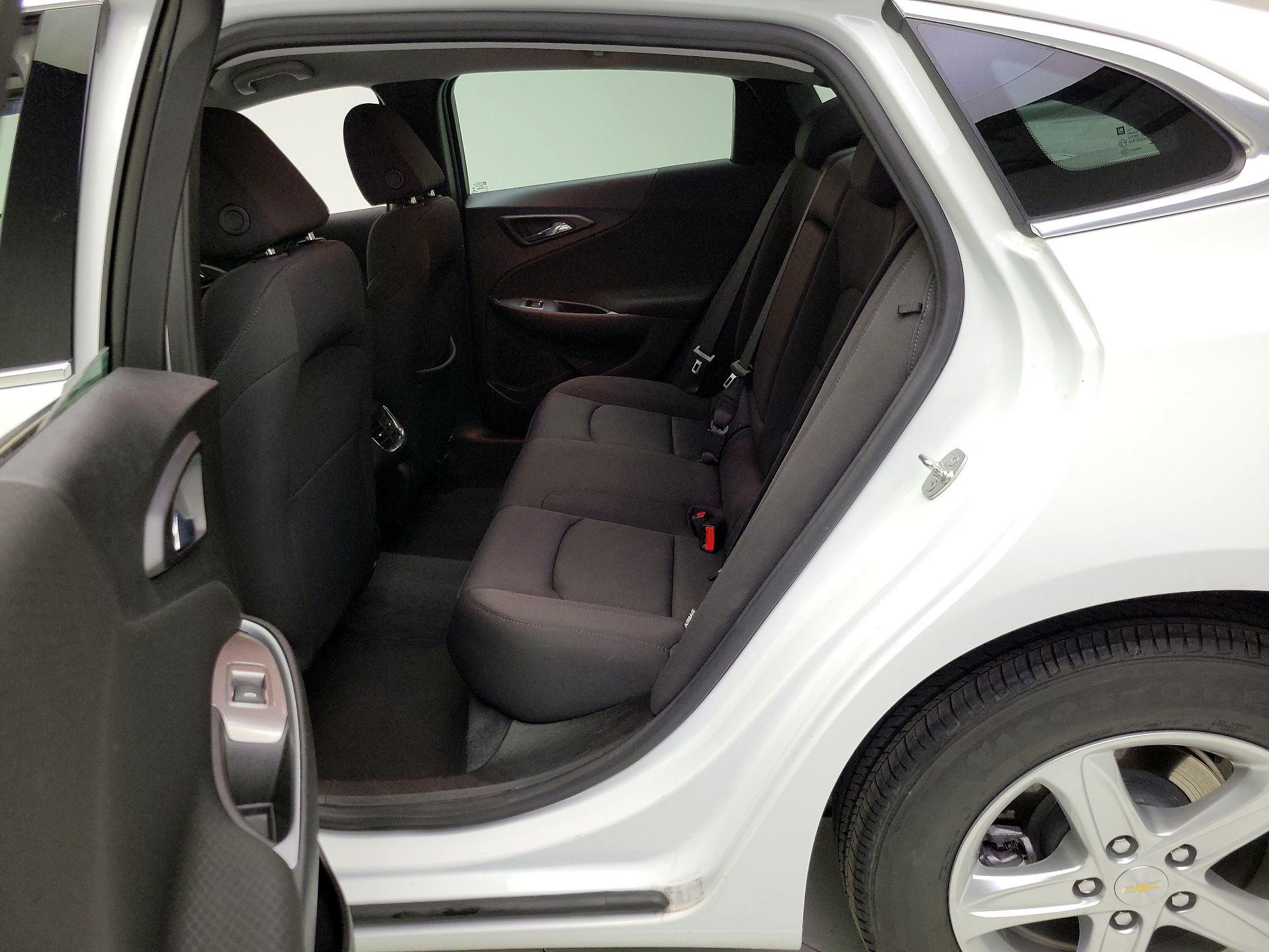 Thumbnail: 2024 Chevrolet Malibu - 19