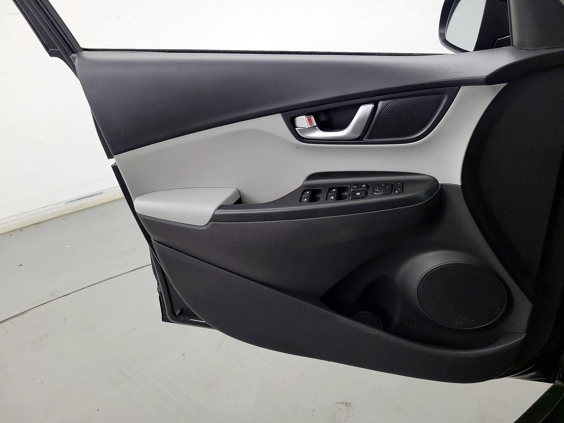 Thumbnail: 2023 Hyundai Kona - 12