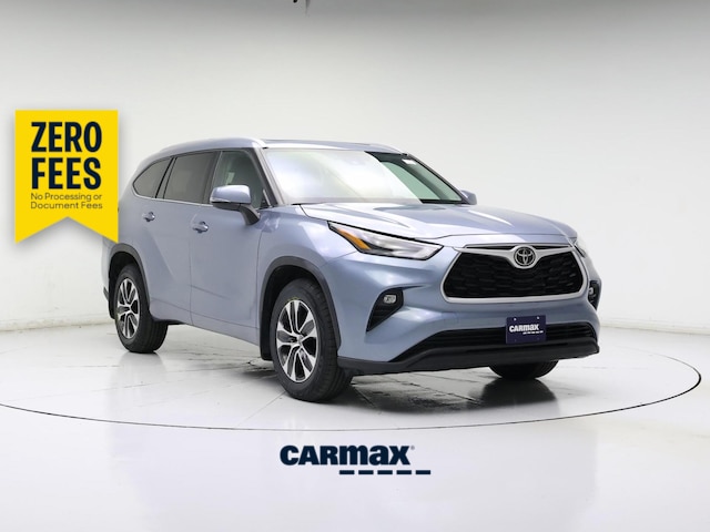 Blue 2022 Toyota Highlander SUV / Crossover All-Wheel Drive Automatic