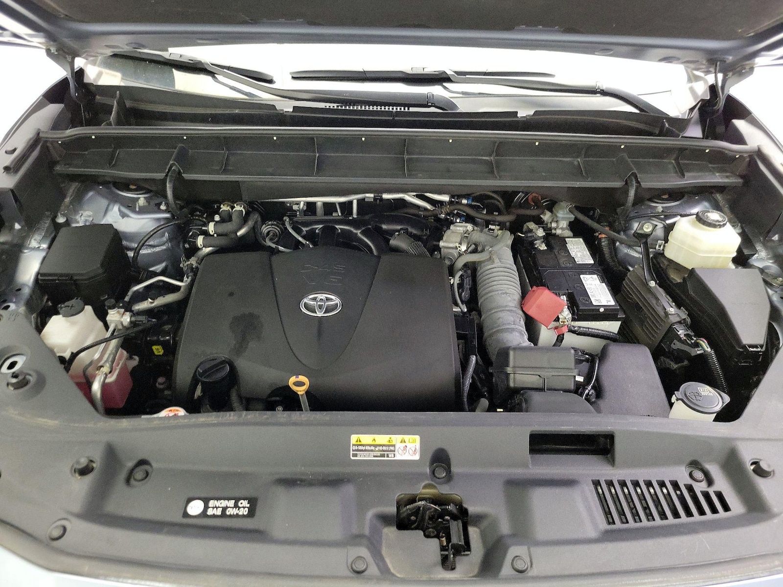 2022 Toyota Highlander XLE - Photo 25