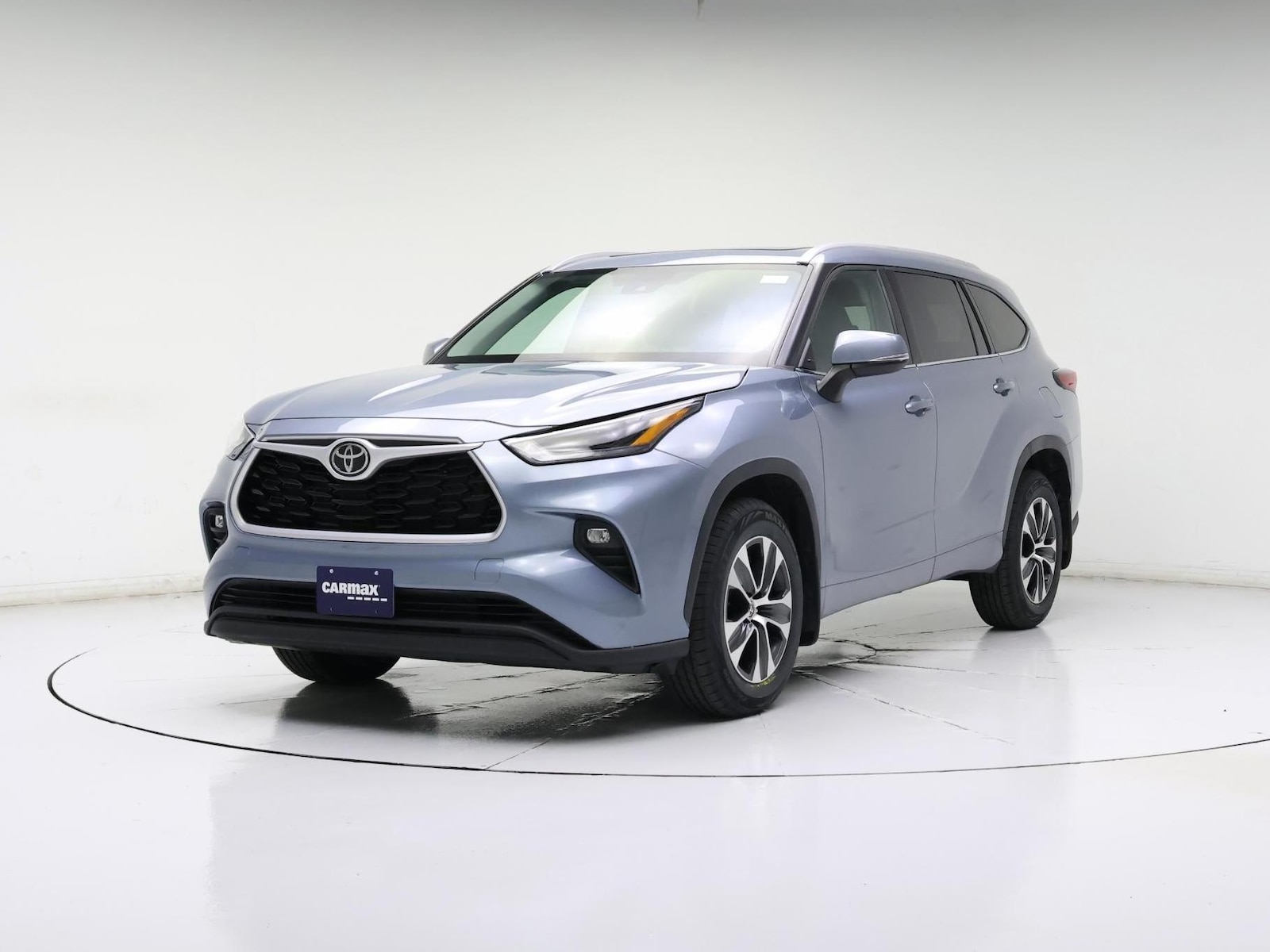 2022 Toyota Highlander XLE - Photo 5