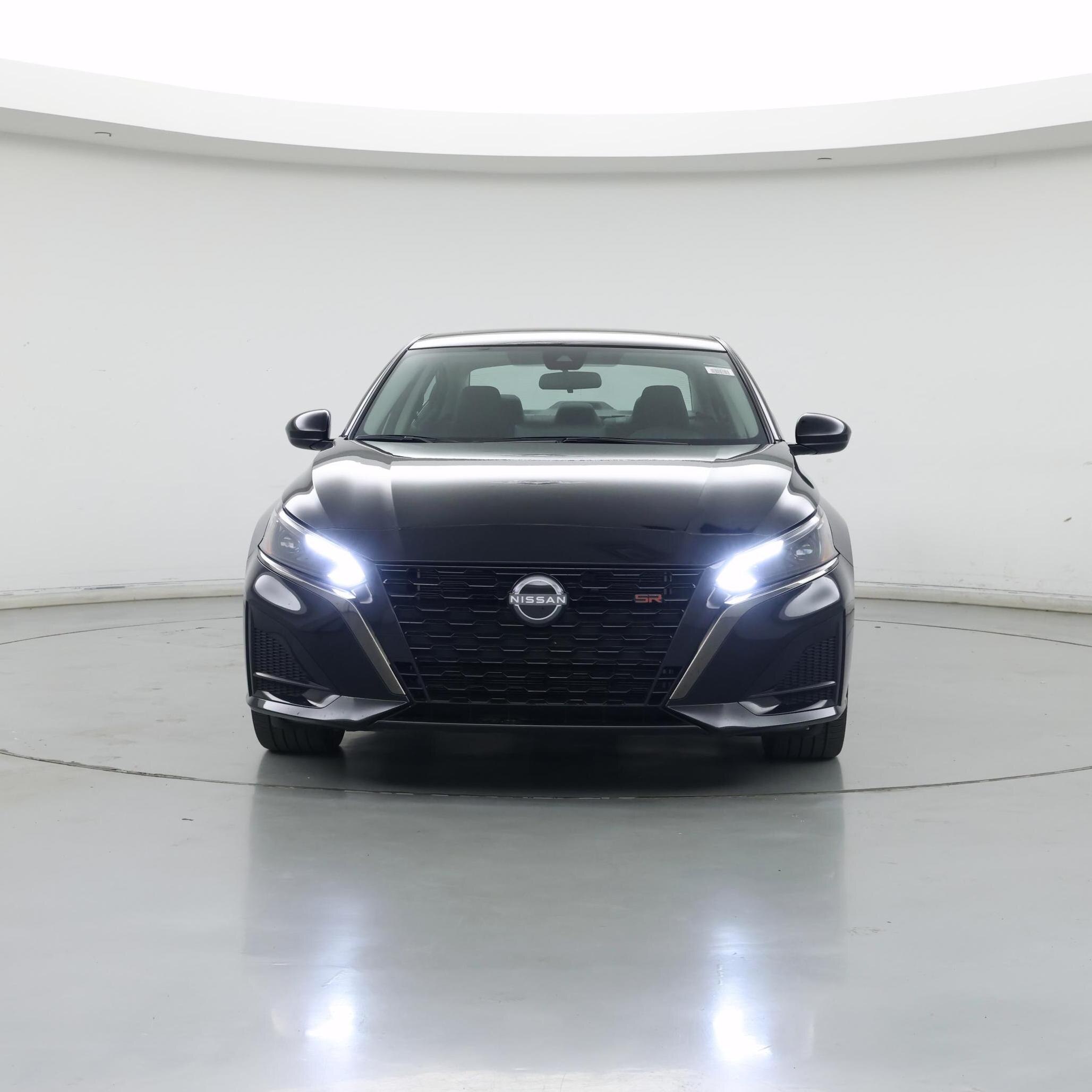 Thumbnail: 2023 Nissan Altima - 5