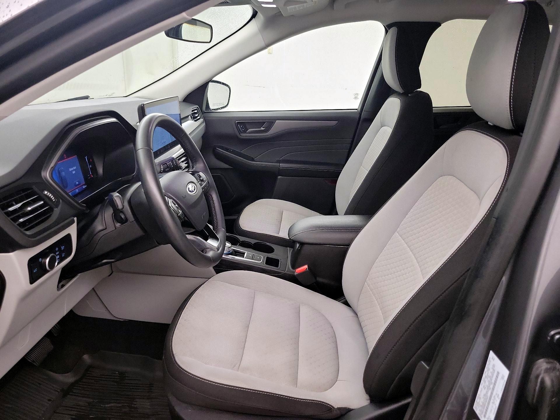 Thumbnail: 2023 Ford Escape - 11