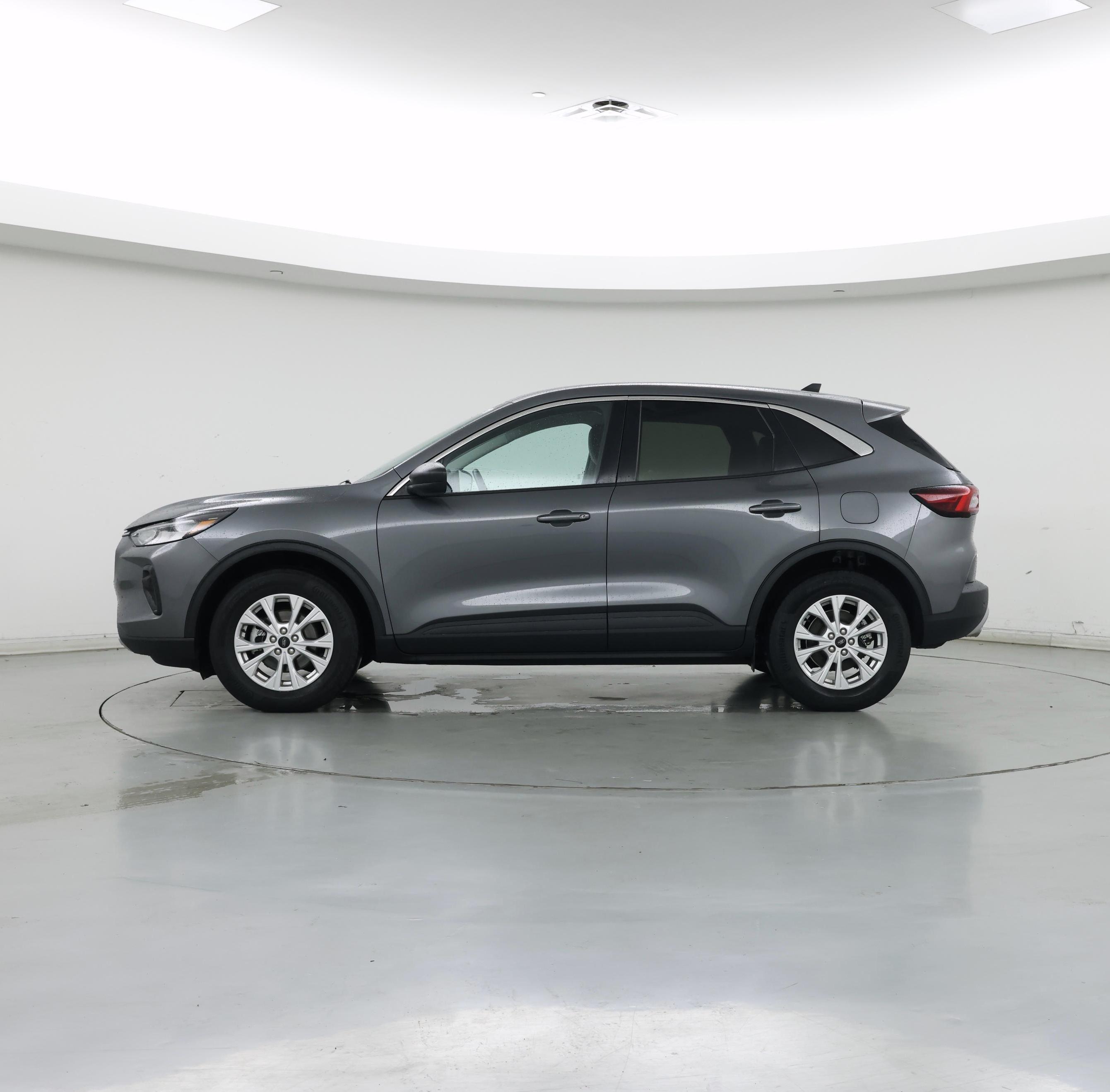 Thumbnail: 2023 Ford Escape - 3