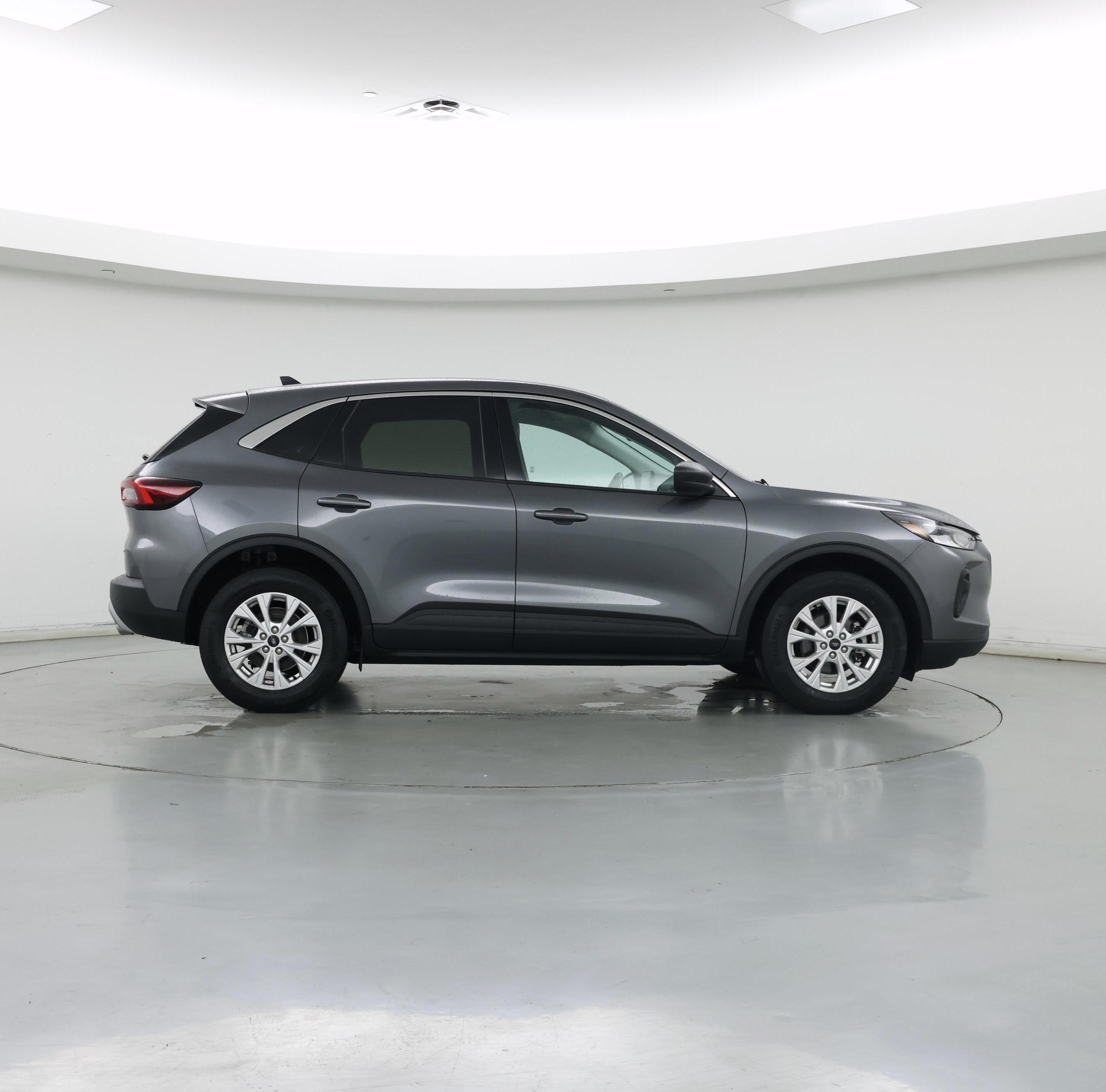 Thumbnail: 2023 Ford Escape - 7