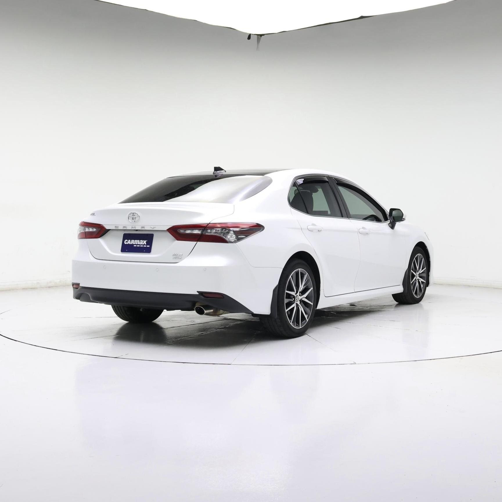 Thumbnail: 2022 Toyota Camry - 8